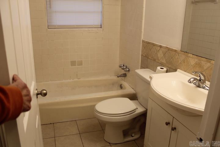 11121  Beverly Hills  Little Rock, AR