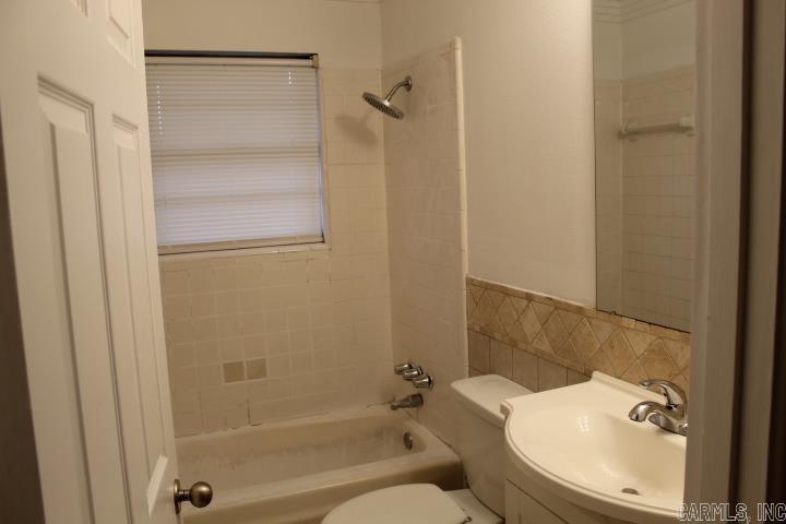11121  Beverly Hills  Little Rock, AR