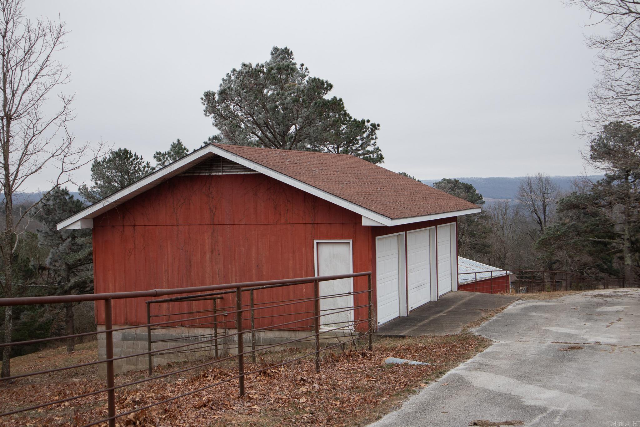 286 Julor Ranch Road Marshall, AR 72650