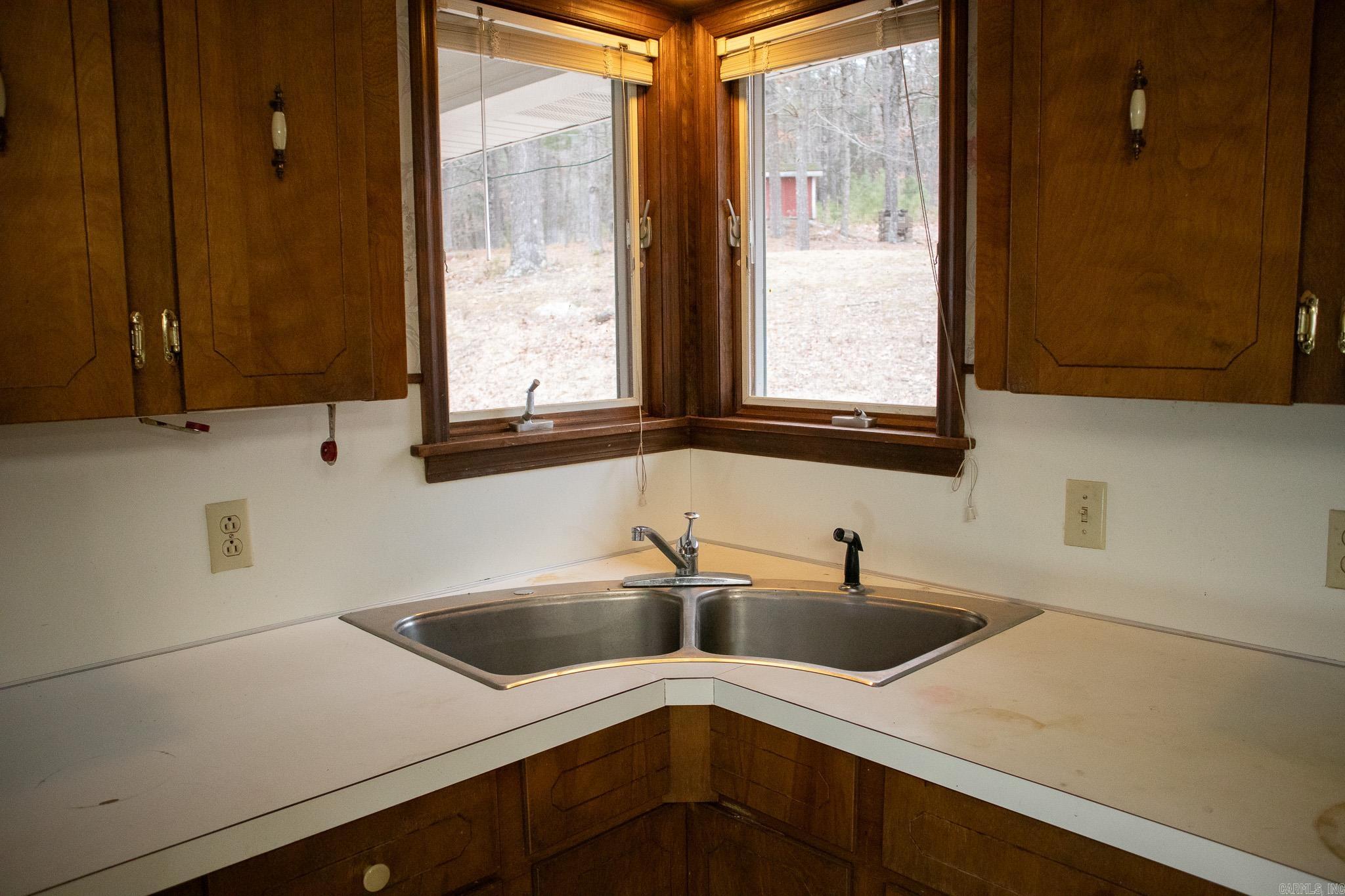 286 Julor Ranch Road Marshall, AR 72650