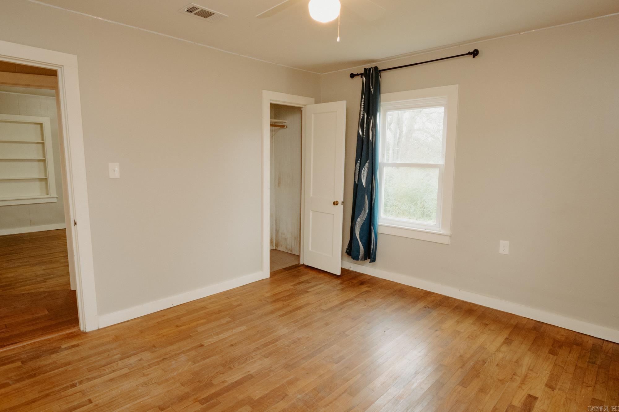 8247 N Main  Benton, AR