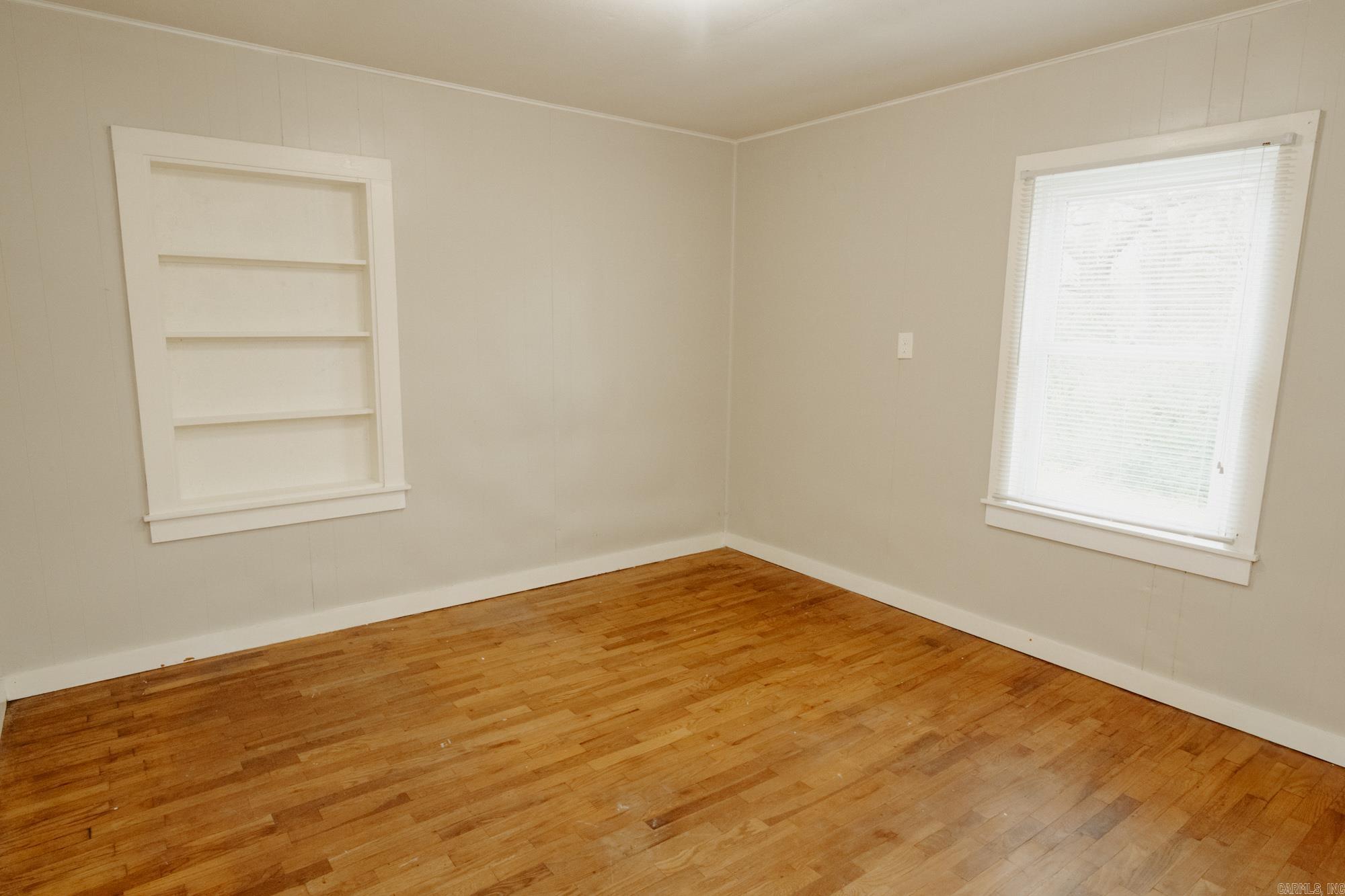 8247 N Main  Benton, AR