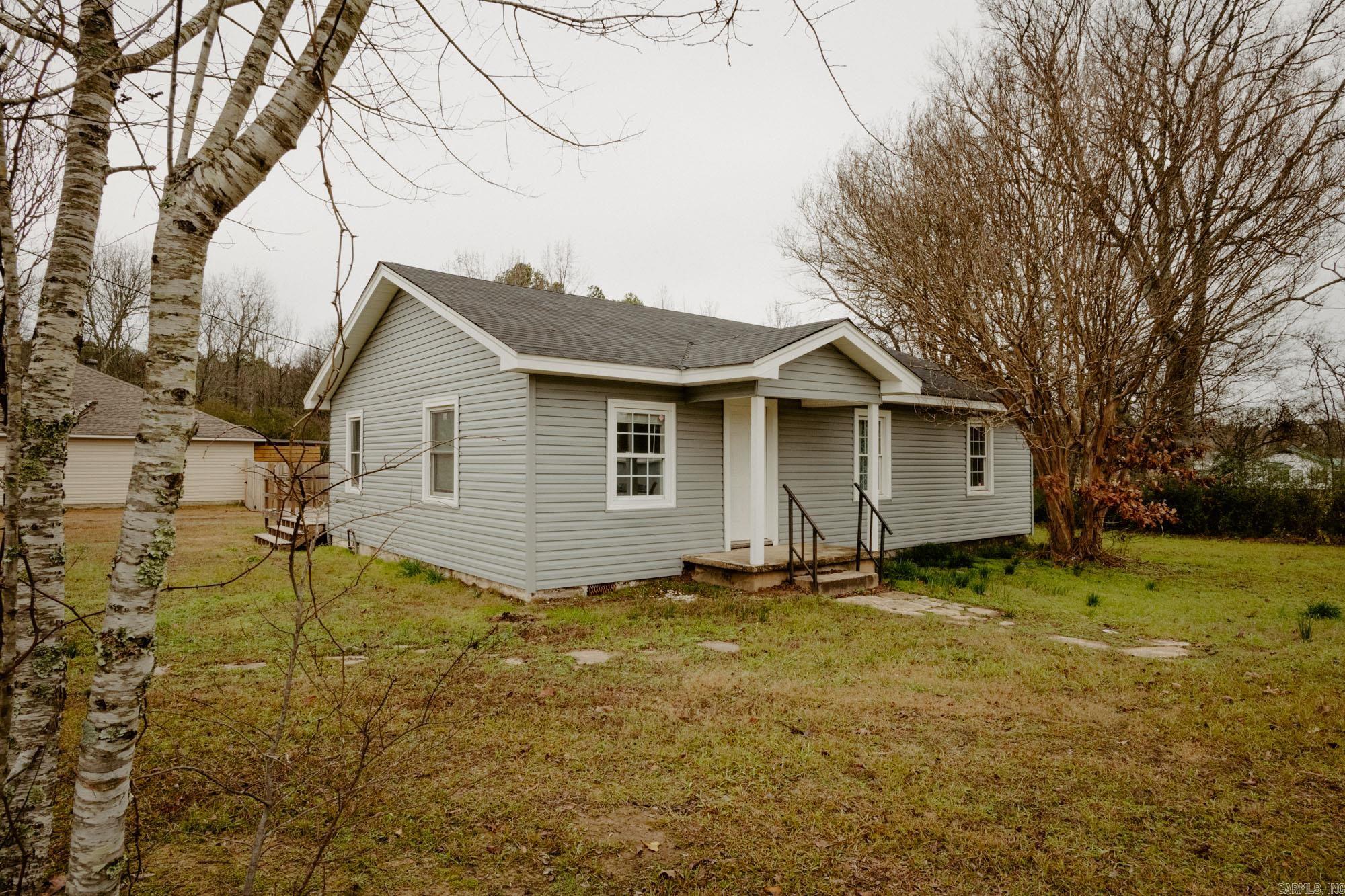 8247 N Main  Benton, AR