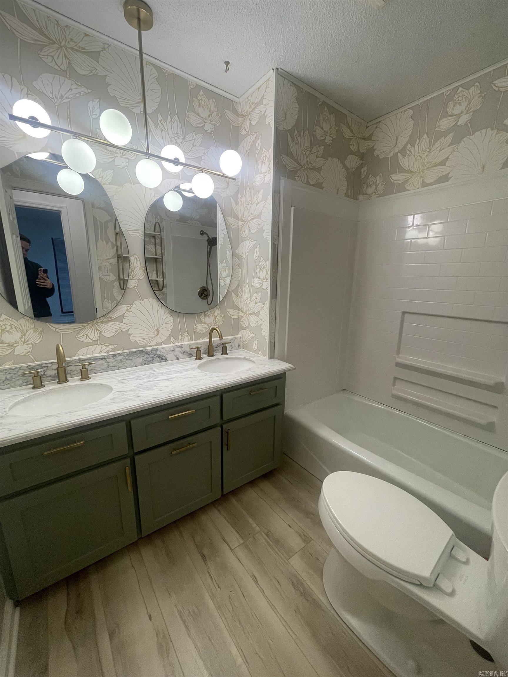 11808  St. Charles  Little Rock, AR