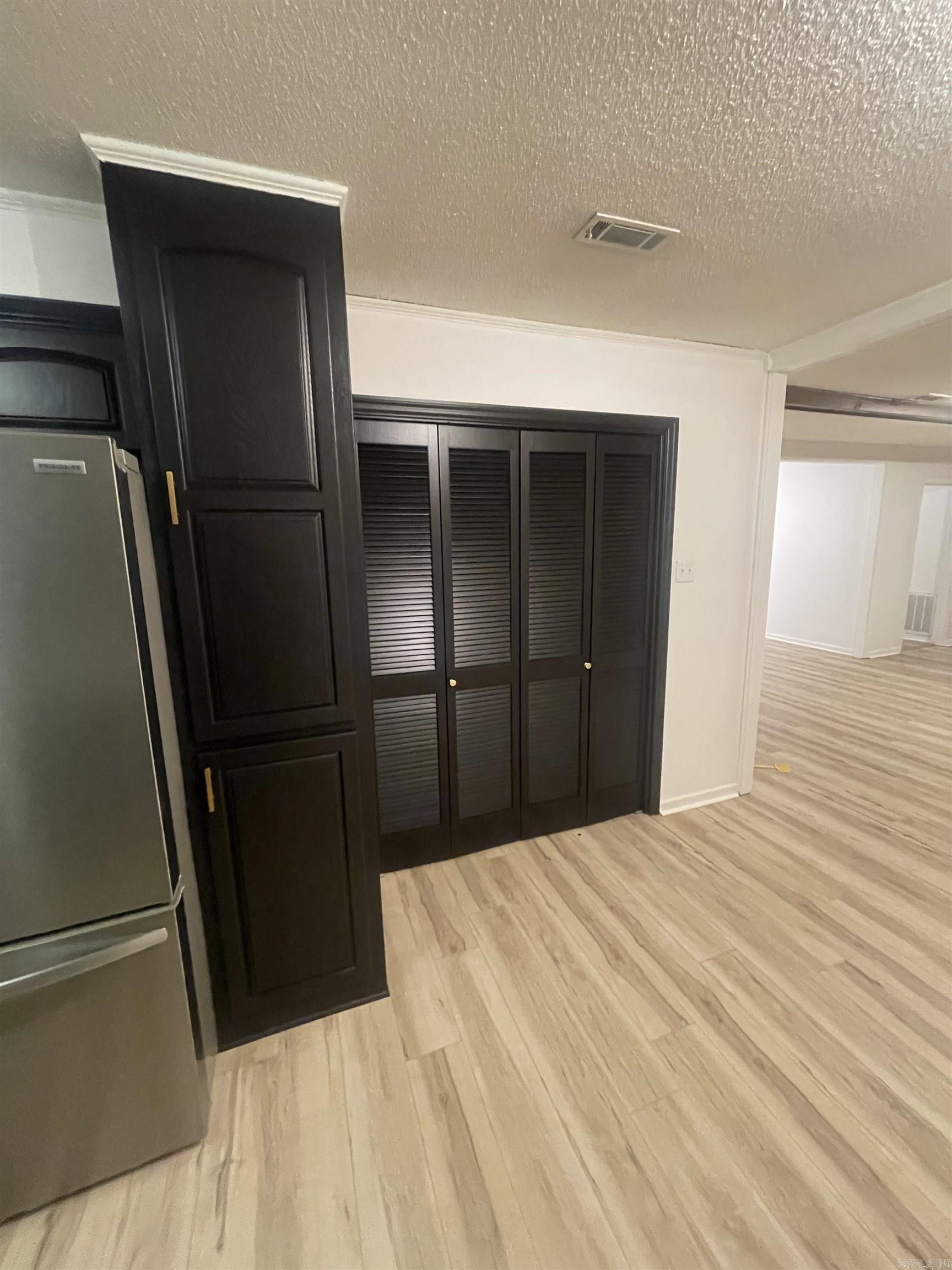 11808  St. Charles  Little Rock, AR