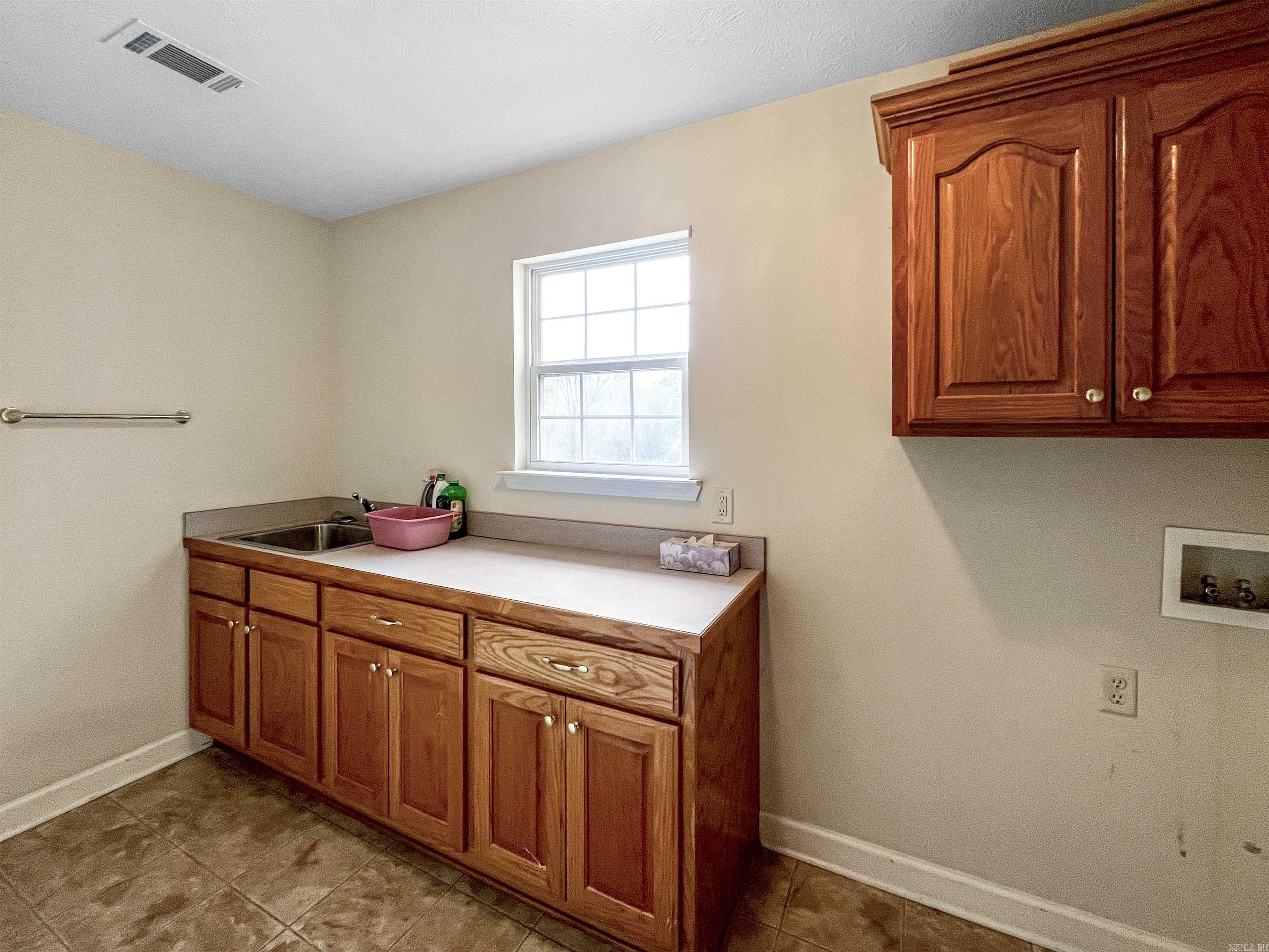264 N Highway 285  Greenbrier, AR