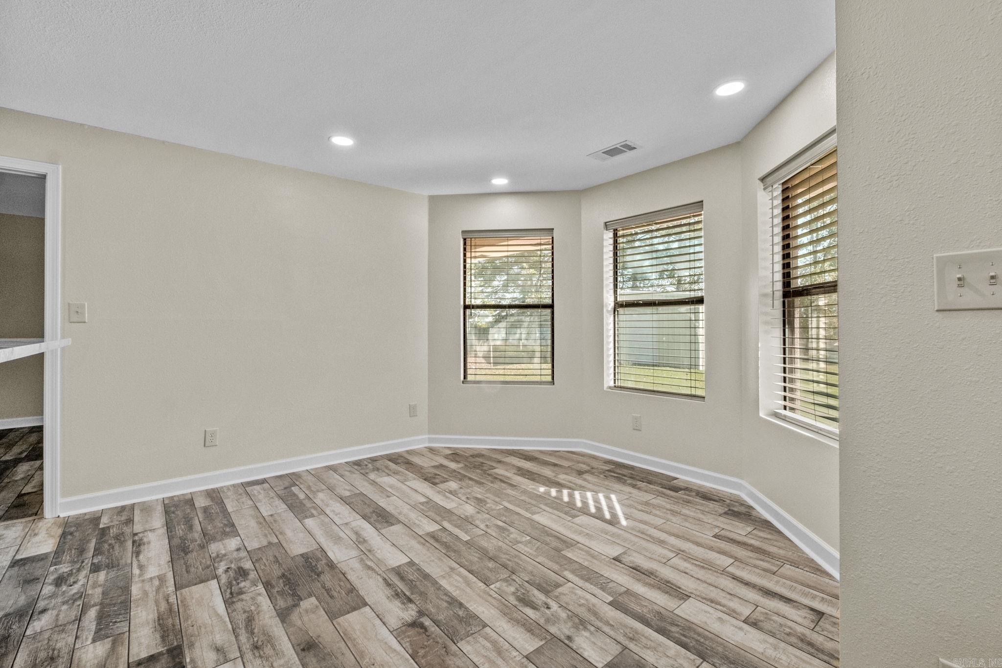 13302  Old River  Scott, AR