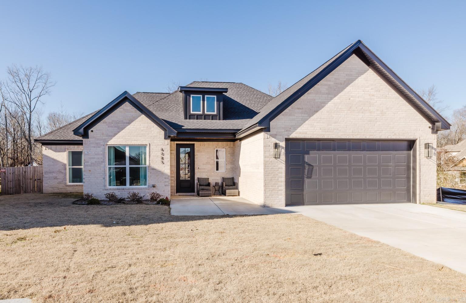 6085  Coral Ridge  Bryant, AR