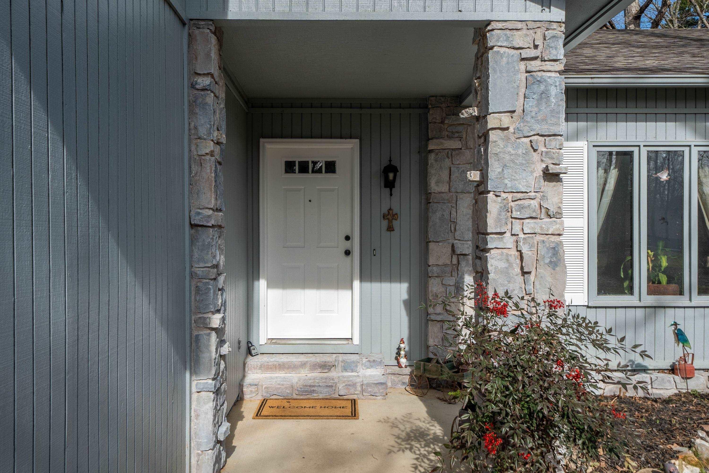 74  Laguna  Hot Springs Village, AR
