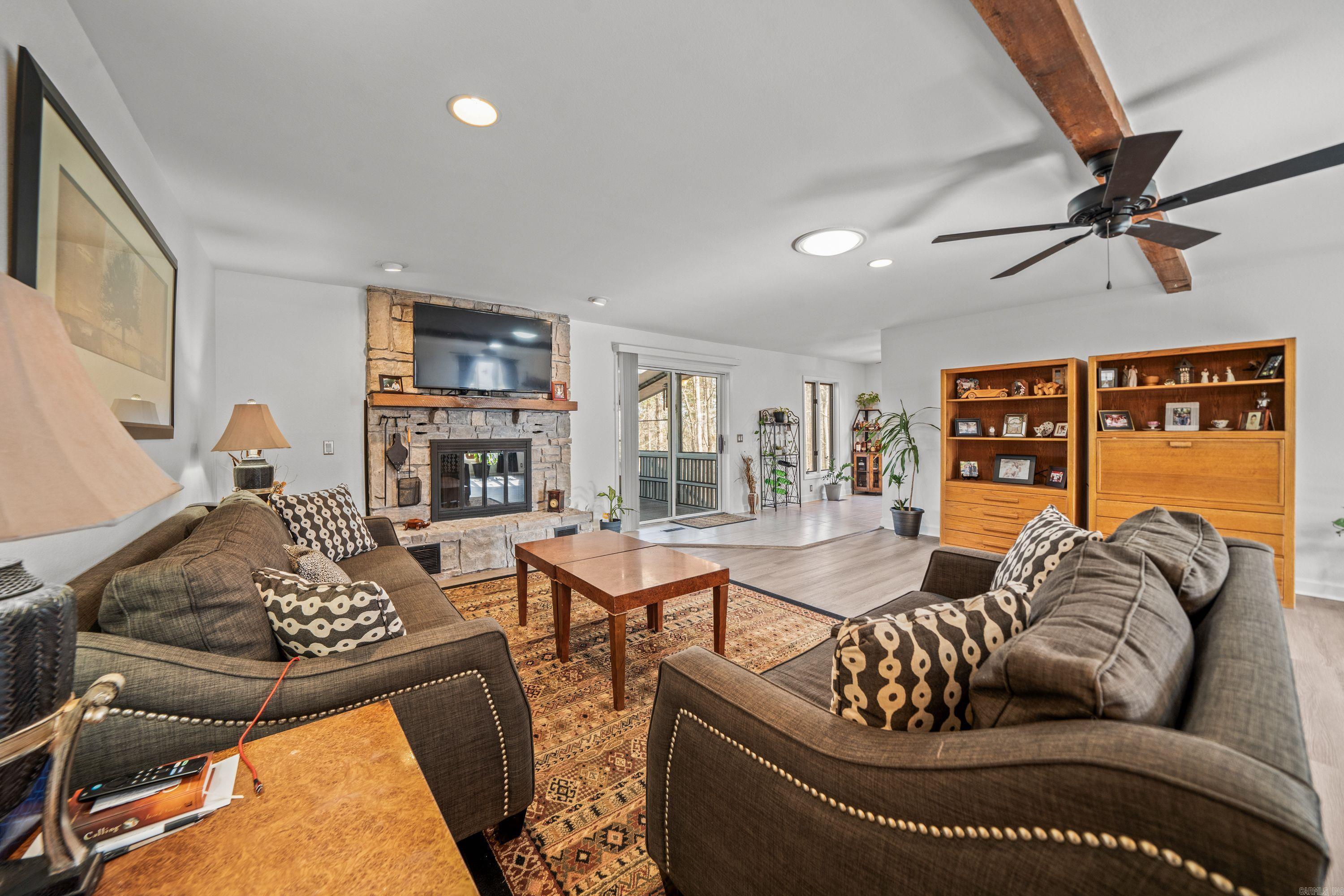 74  Laguna  Hot Springs Village, AR