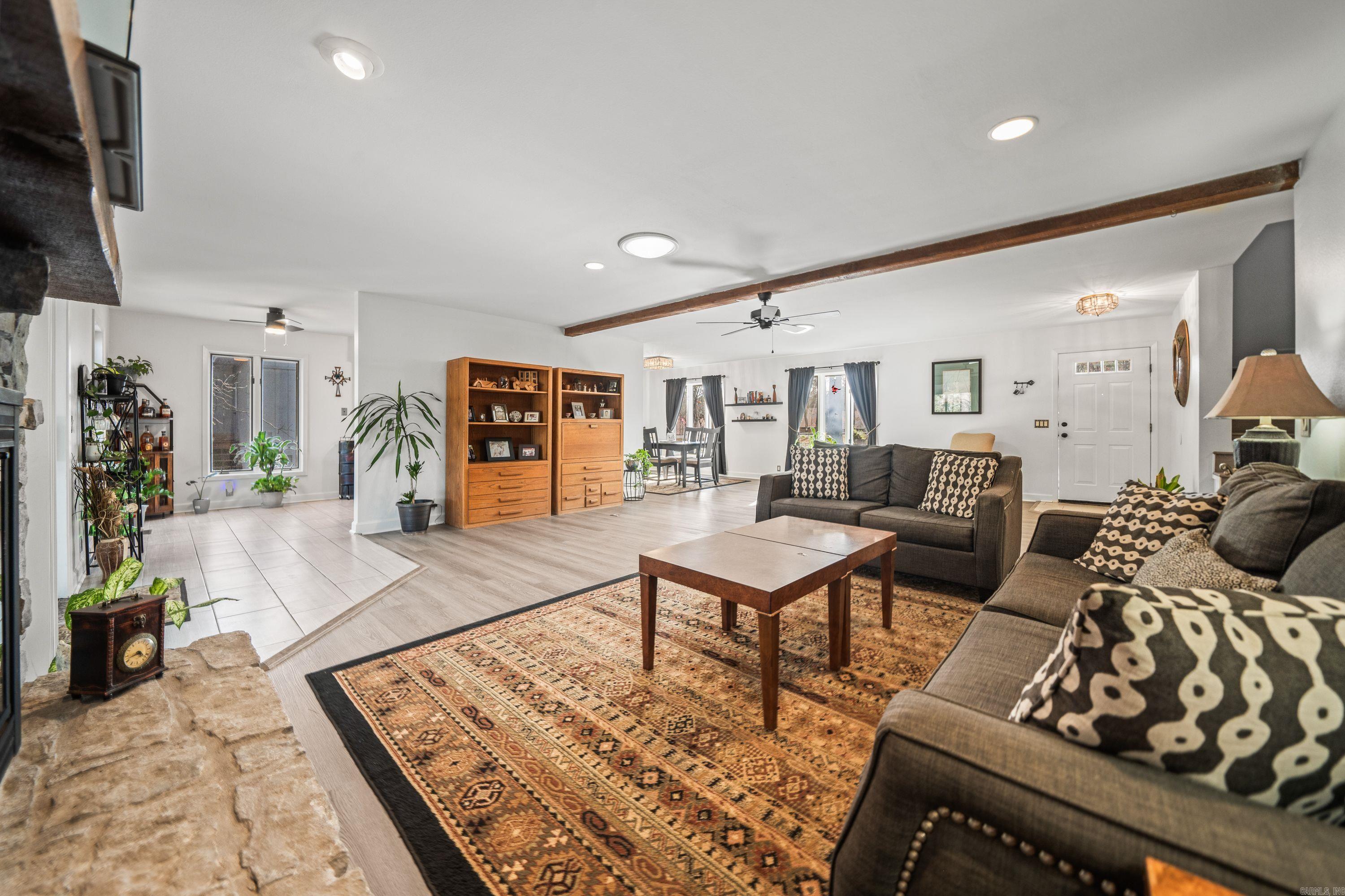 74  Laguna  Hot Springs Village, AR