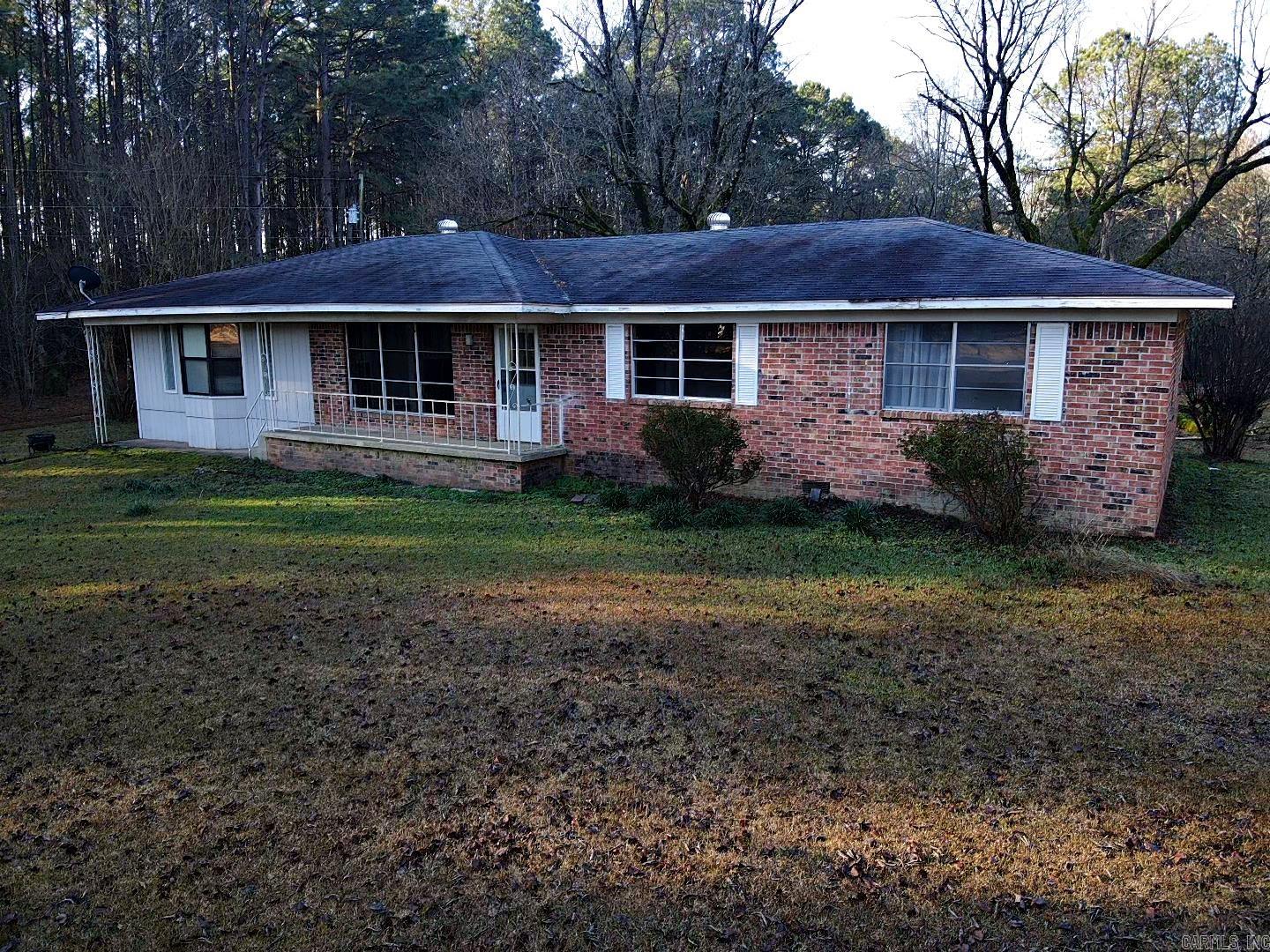 6961 W Hwy 8  Arkadelphia, AR