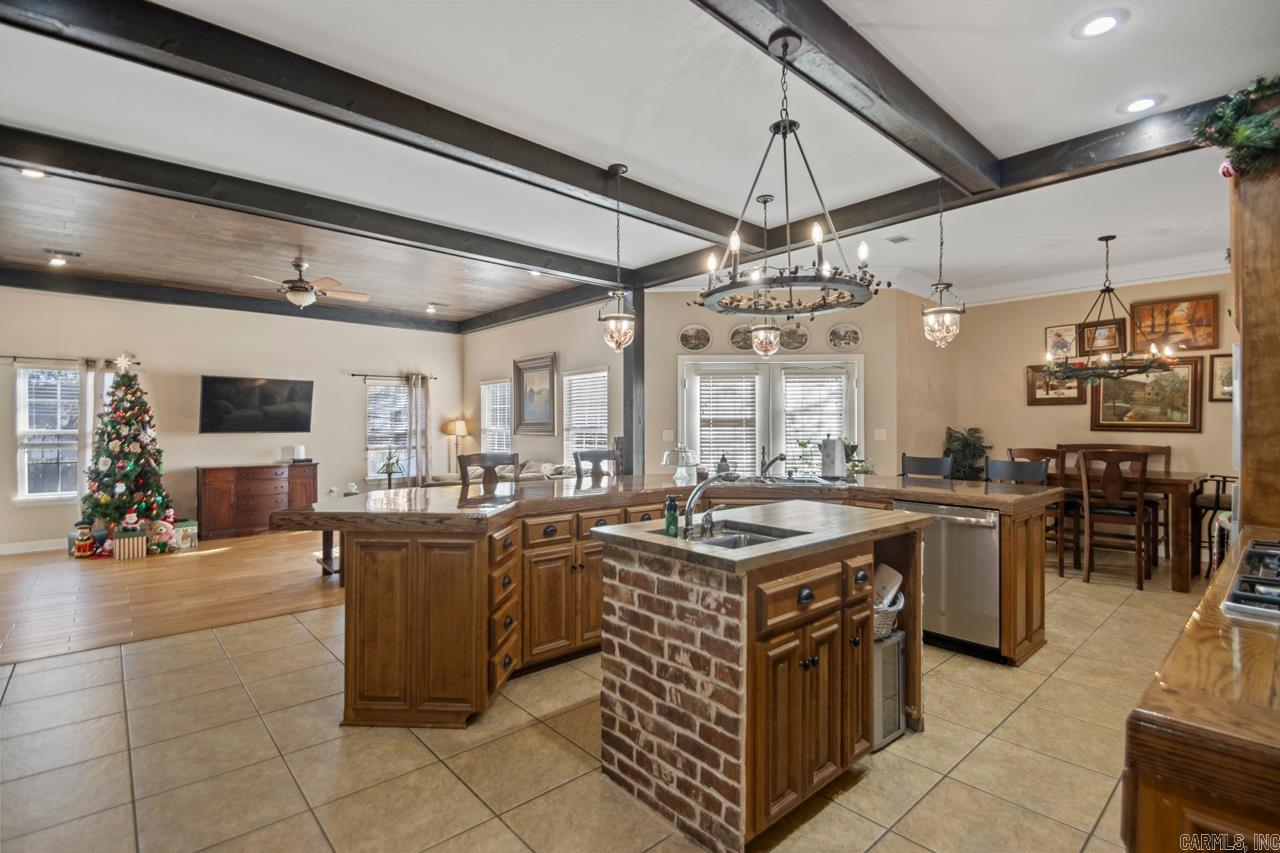2809  Pinehurst  Benton, AR
