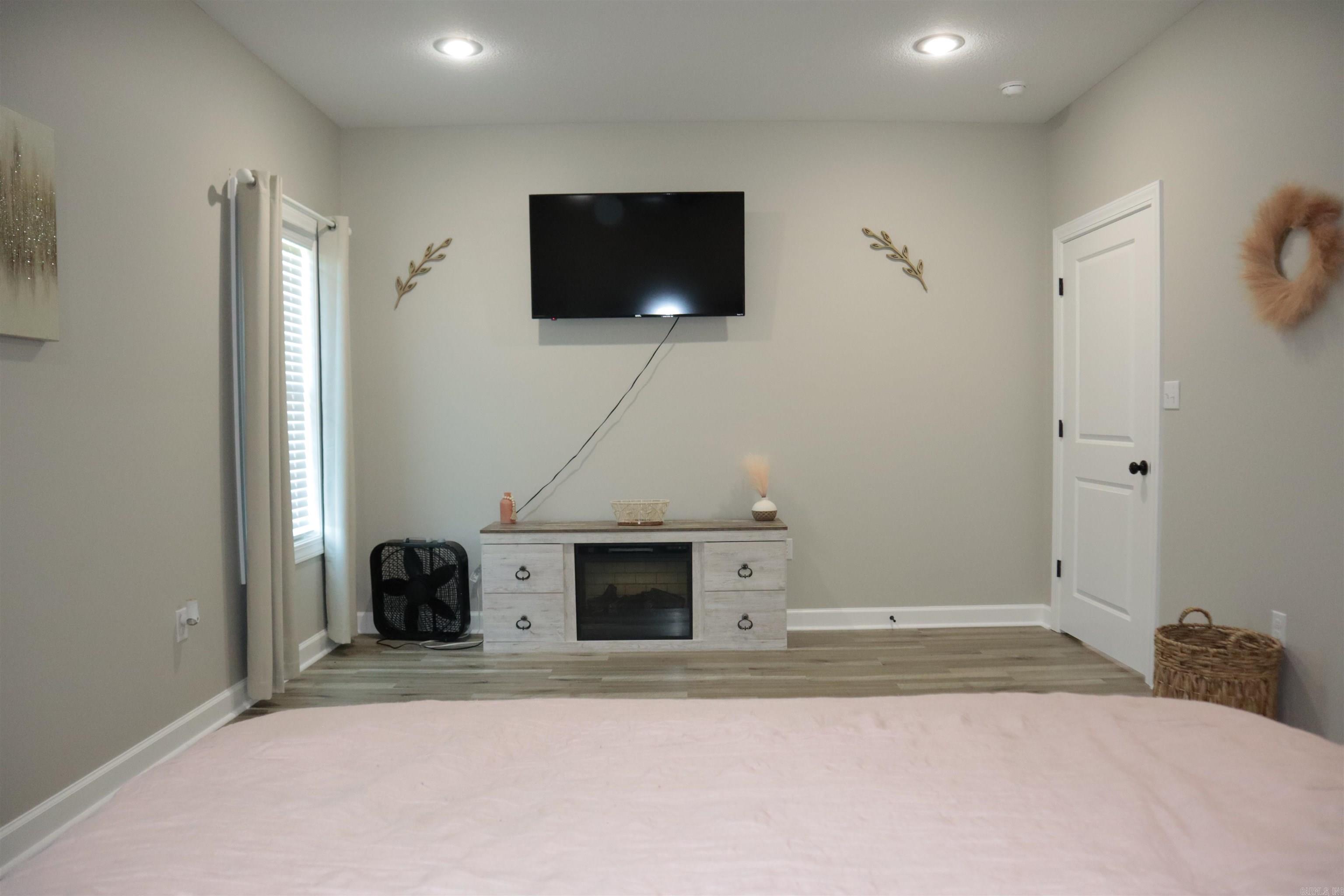 100  CLEARWATER  Brookland, AR