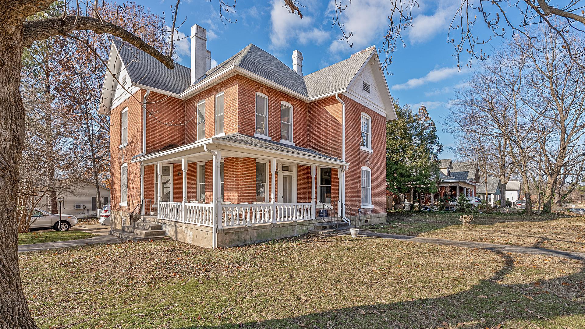642 W Matthews  Jonesboro, AR