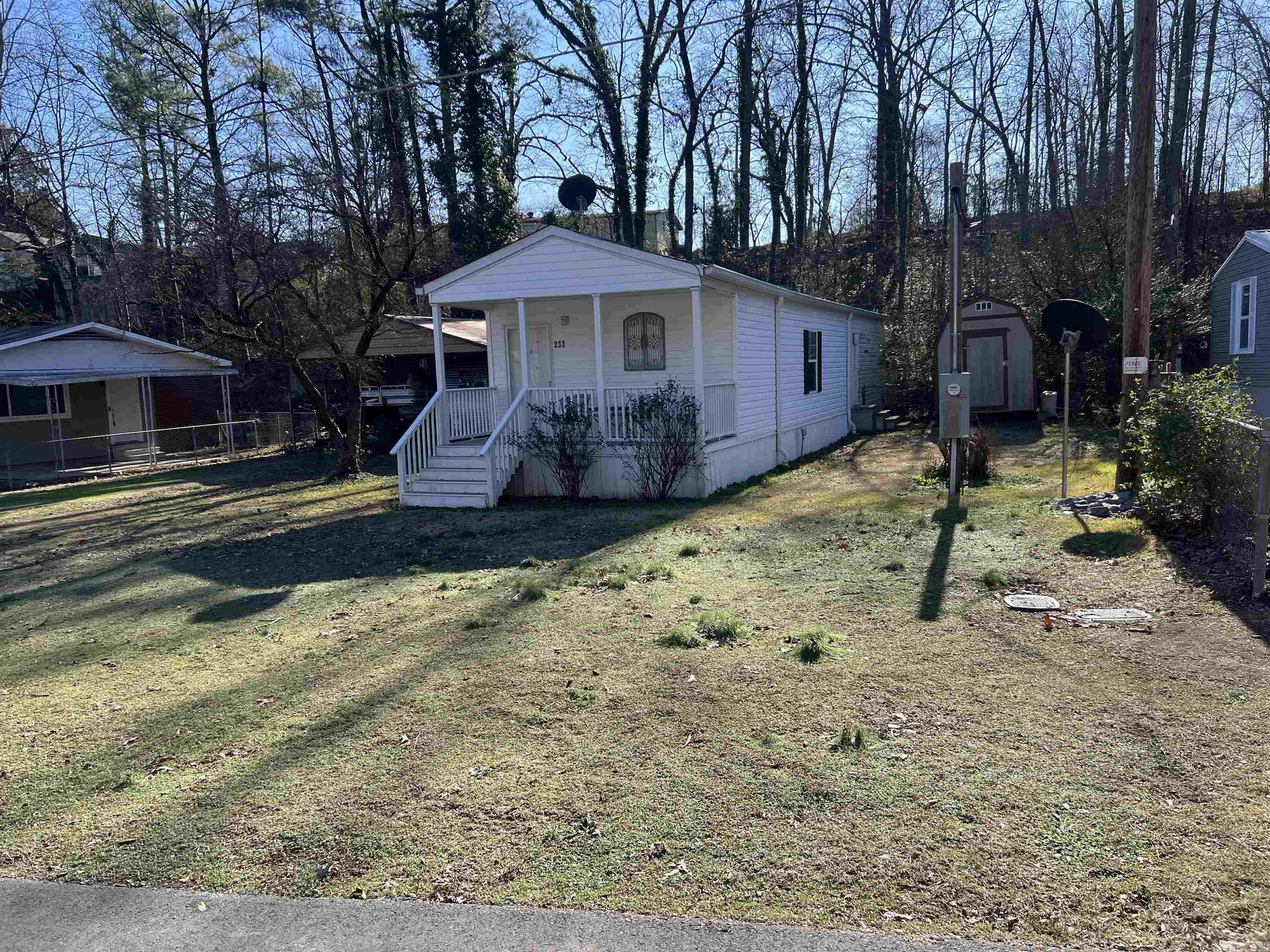 233  Bayside  Hot Springs, AR