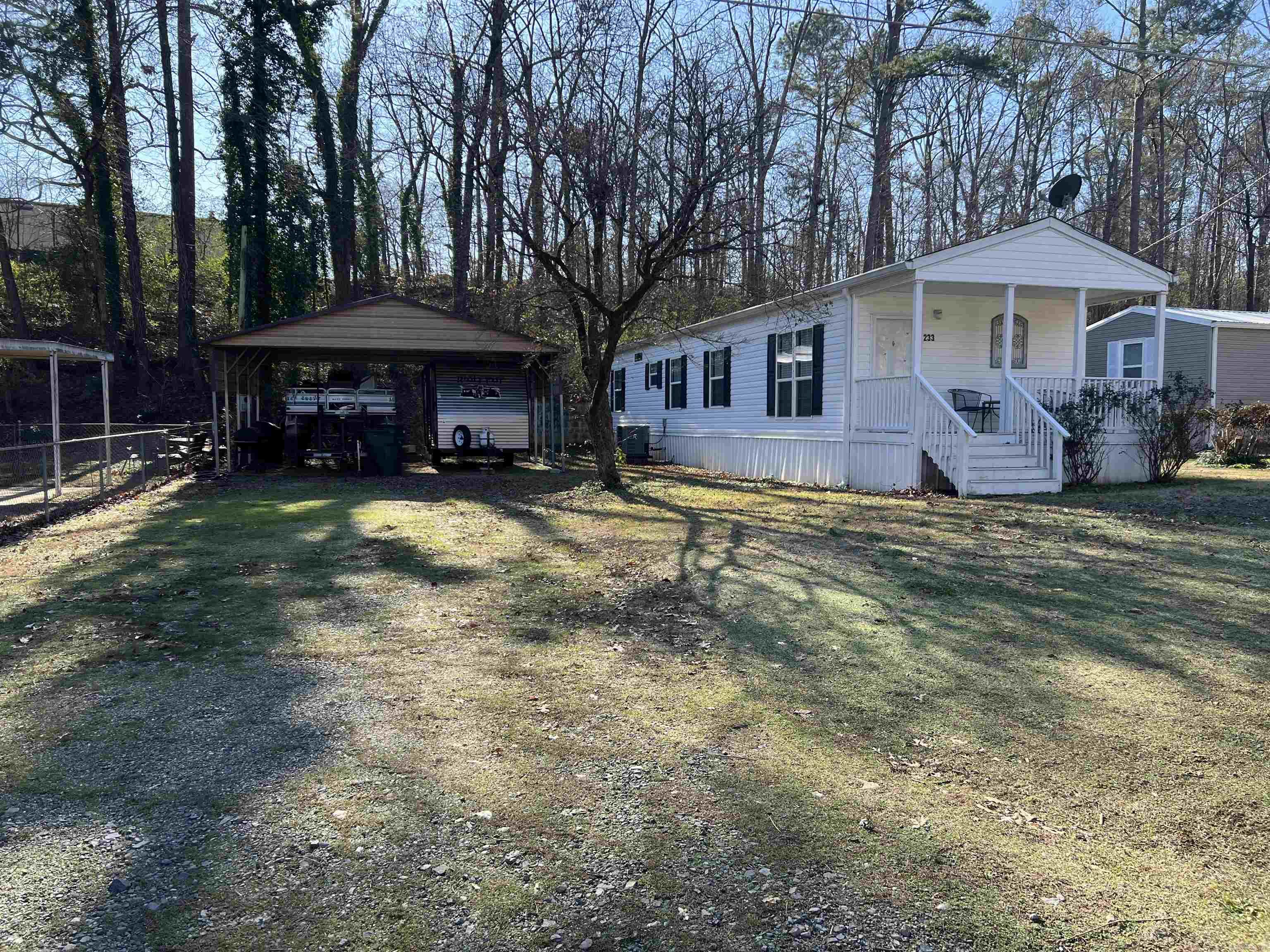 233  Bayside  Hot Springs, AR