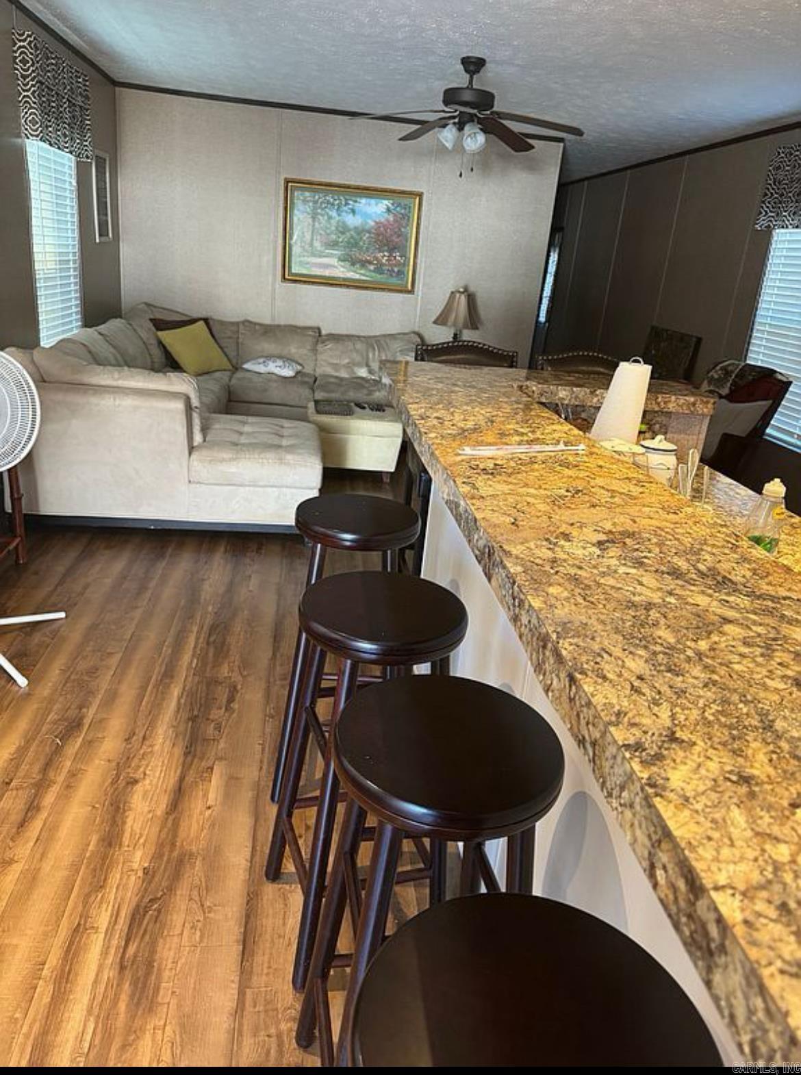 233  Bayside  Hot Springs, AR