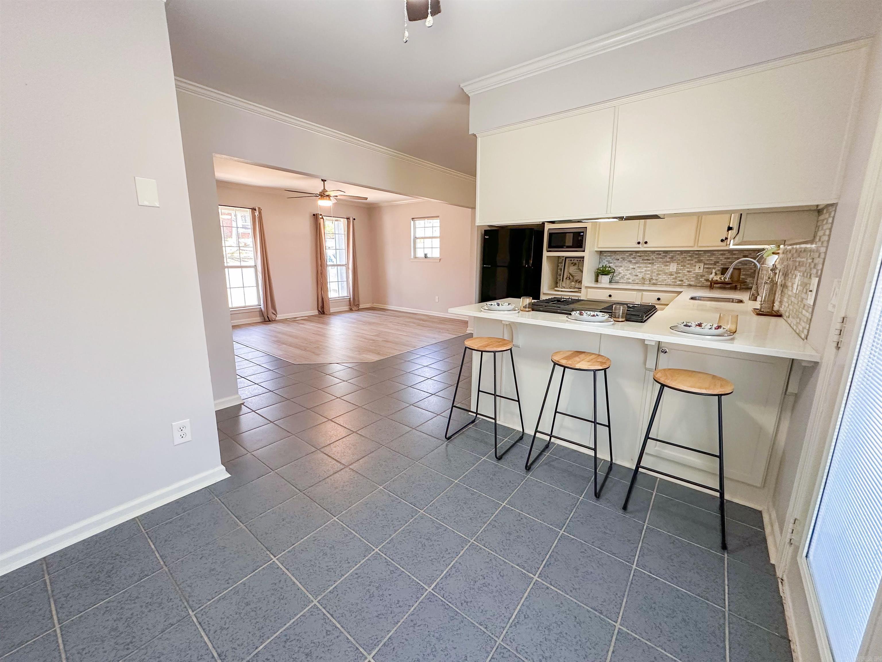 2322  Koko  Sherwood, AR