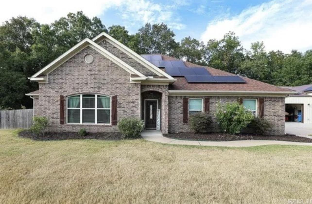 4927 Hickory Nut Lane  Bauxite, AR