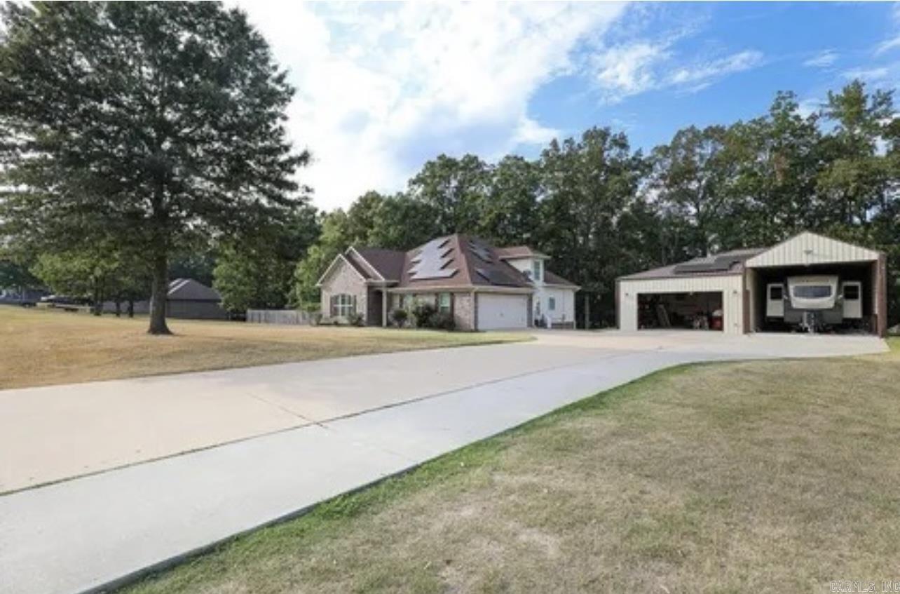 4927 Hickory Nut Lane  Bauxite, AR