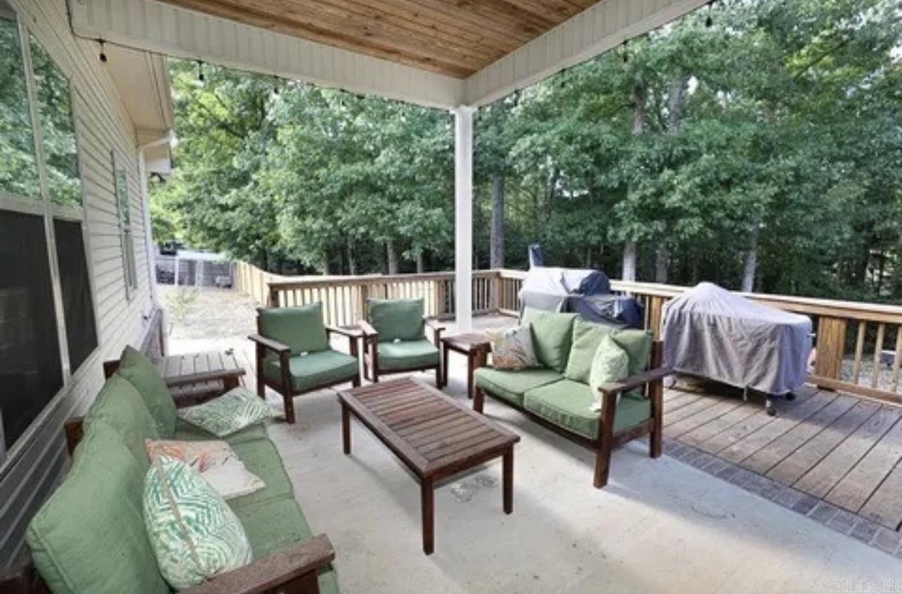 4927 Hickory Nut Lane  Bauxite, AR