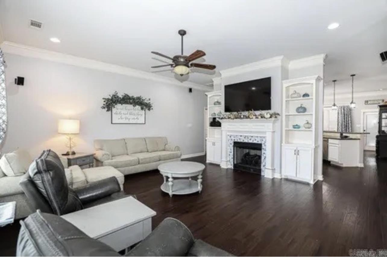 4927 Hickory Nut Lane  Bauxite, AR
