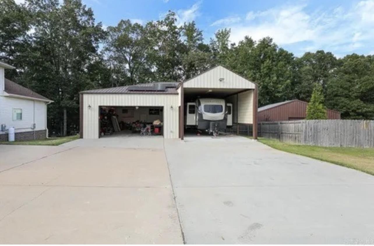 4927 Hickory Nut Lane  Bauxite, AR