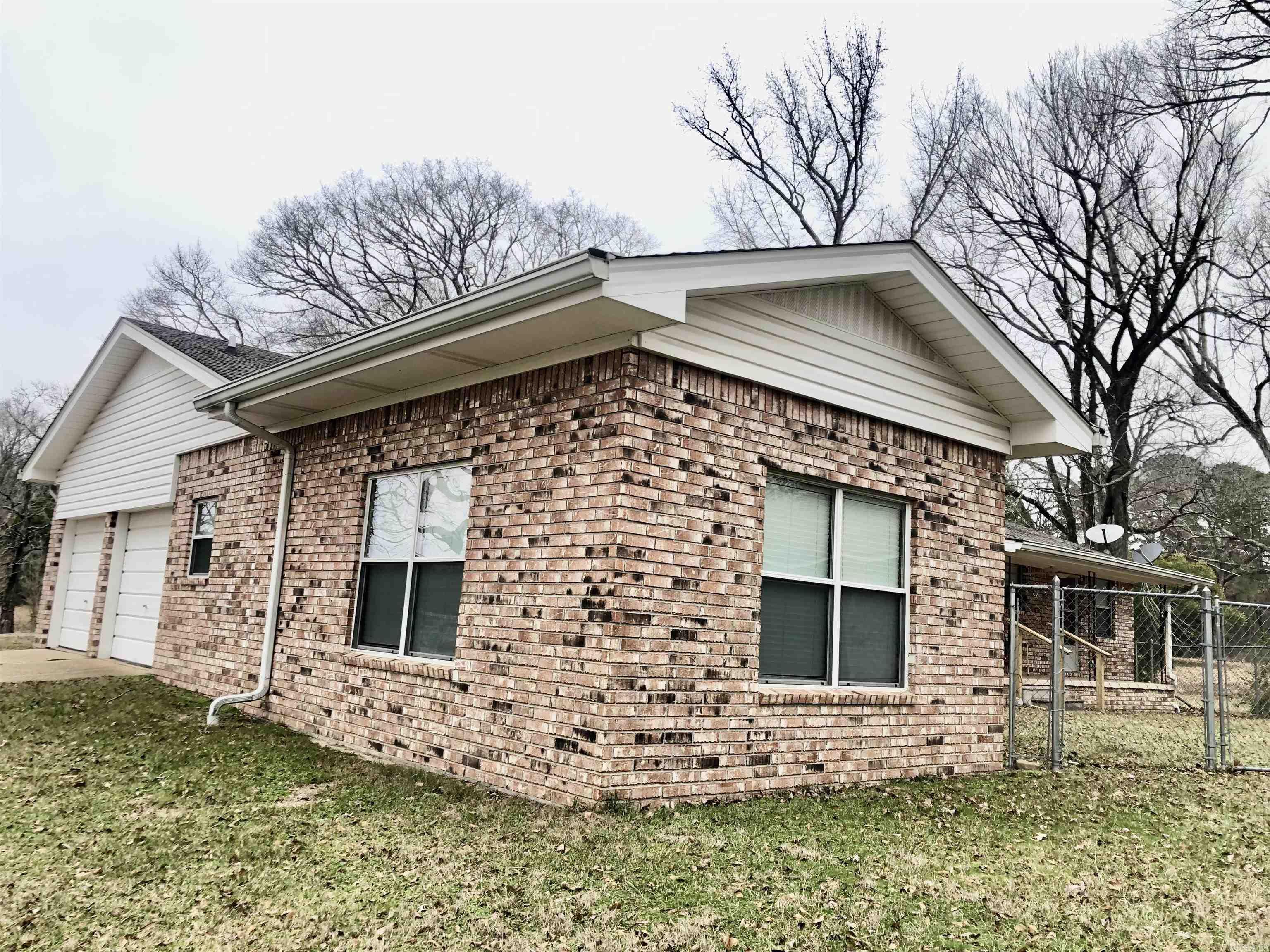318  Central  Arkadelphia, AR