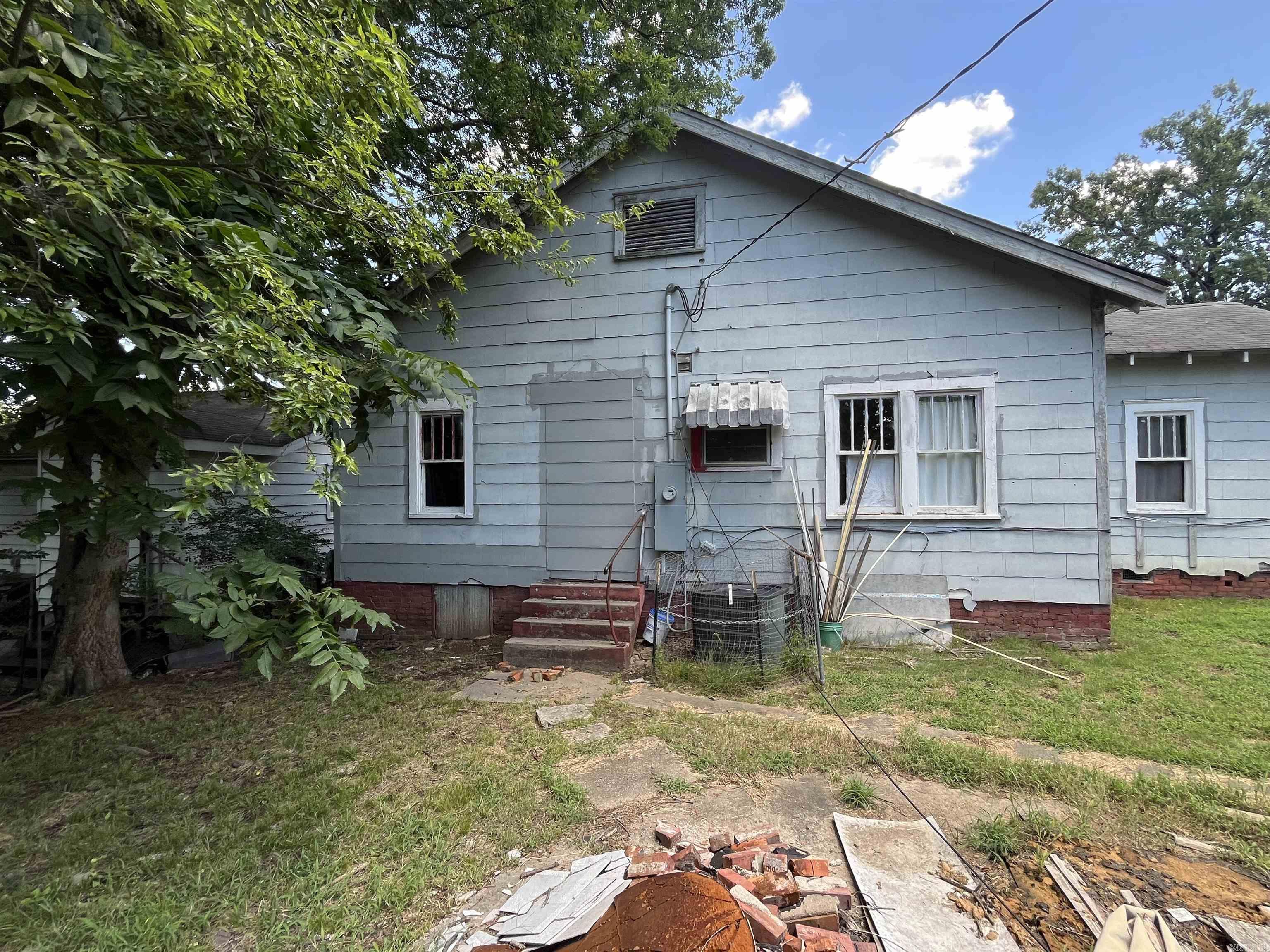 2424 S Pine  Little Rock, AR