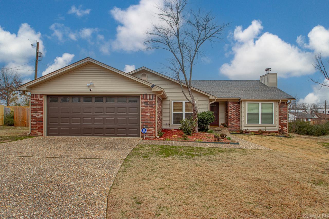 30 Summerland Court Little Rock, AR 72227