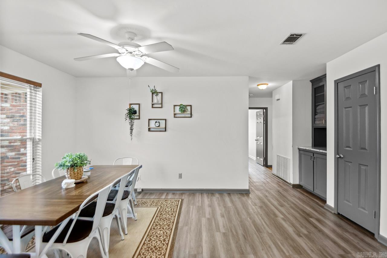 30 Summerland Court Little Rock, AR 72227