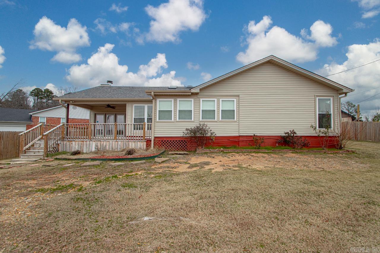 30 Summerland Court Little Rock, AR 72227