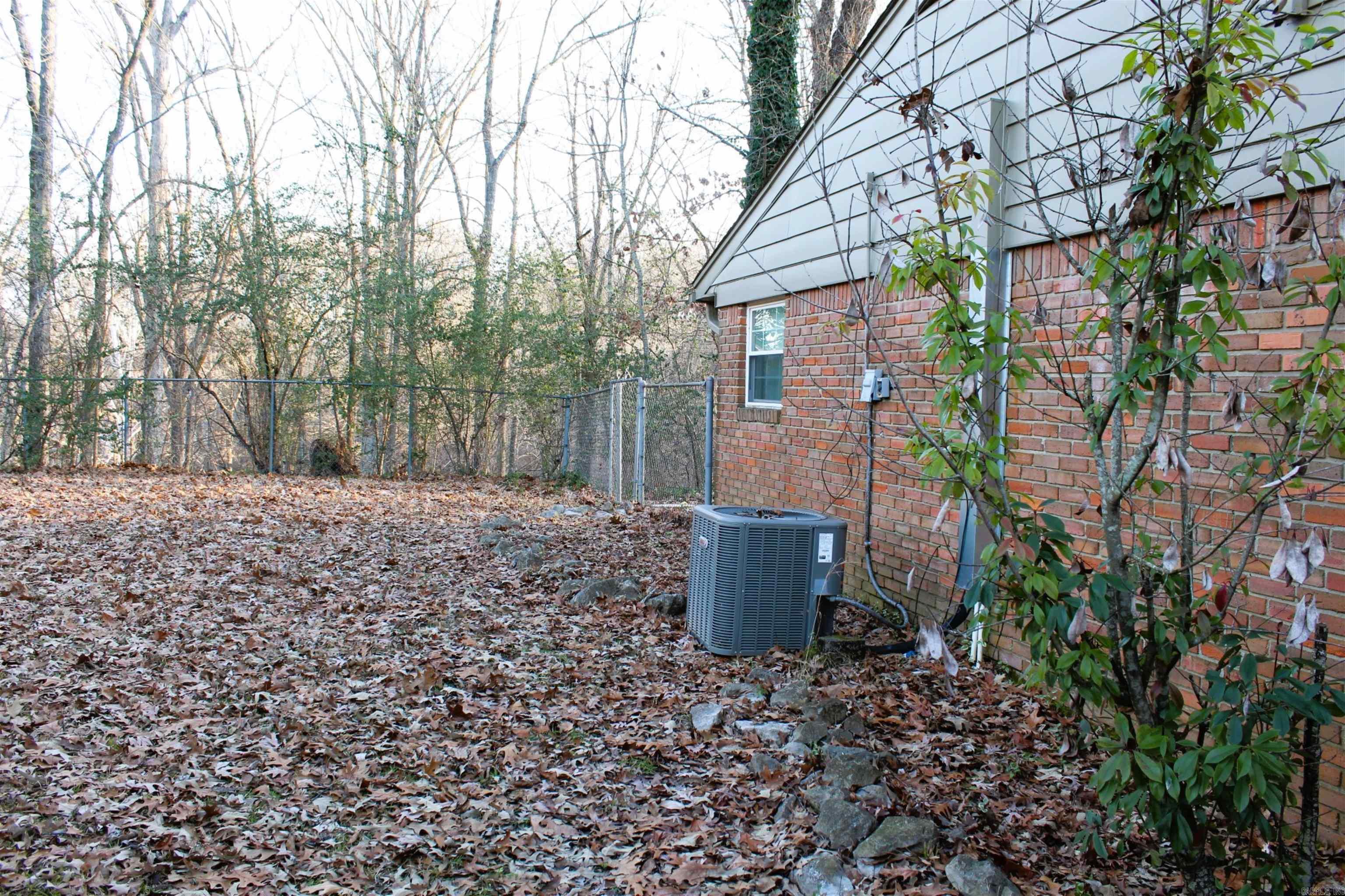 102  Highland Park  Helena, AR