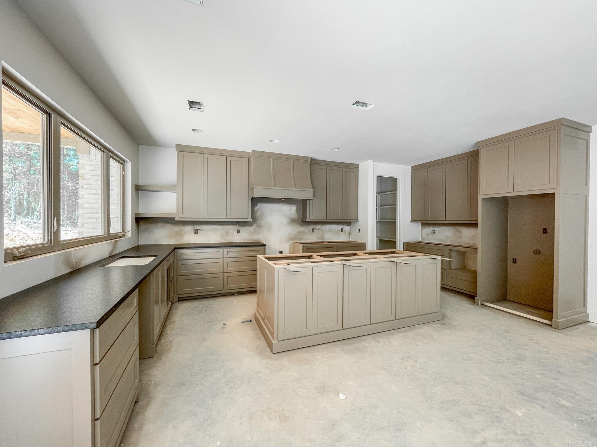 19105  Waterview Meadow  Roland, AR