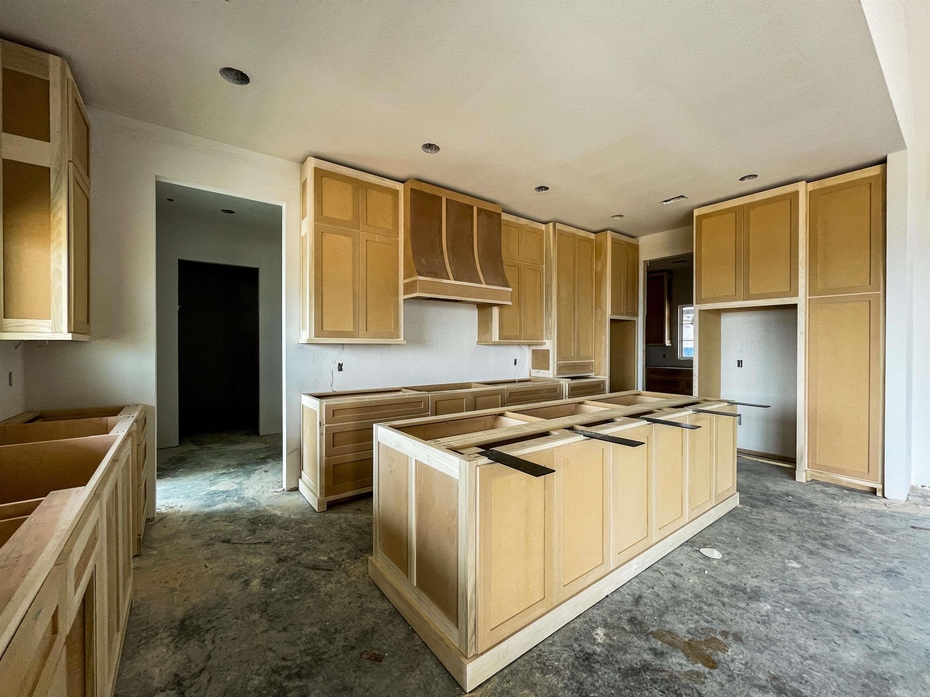 33905  Lakeview West  Roland, AR