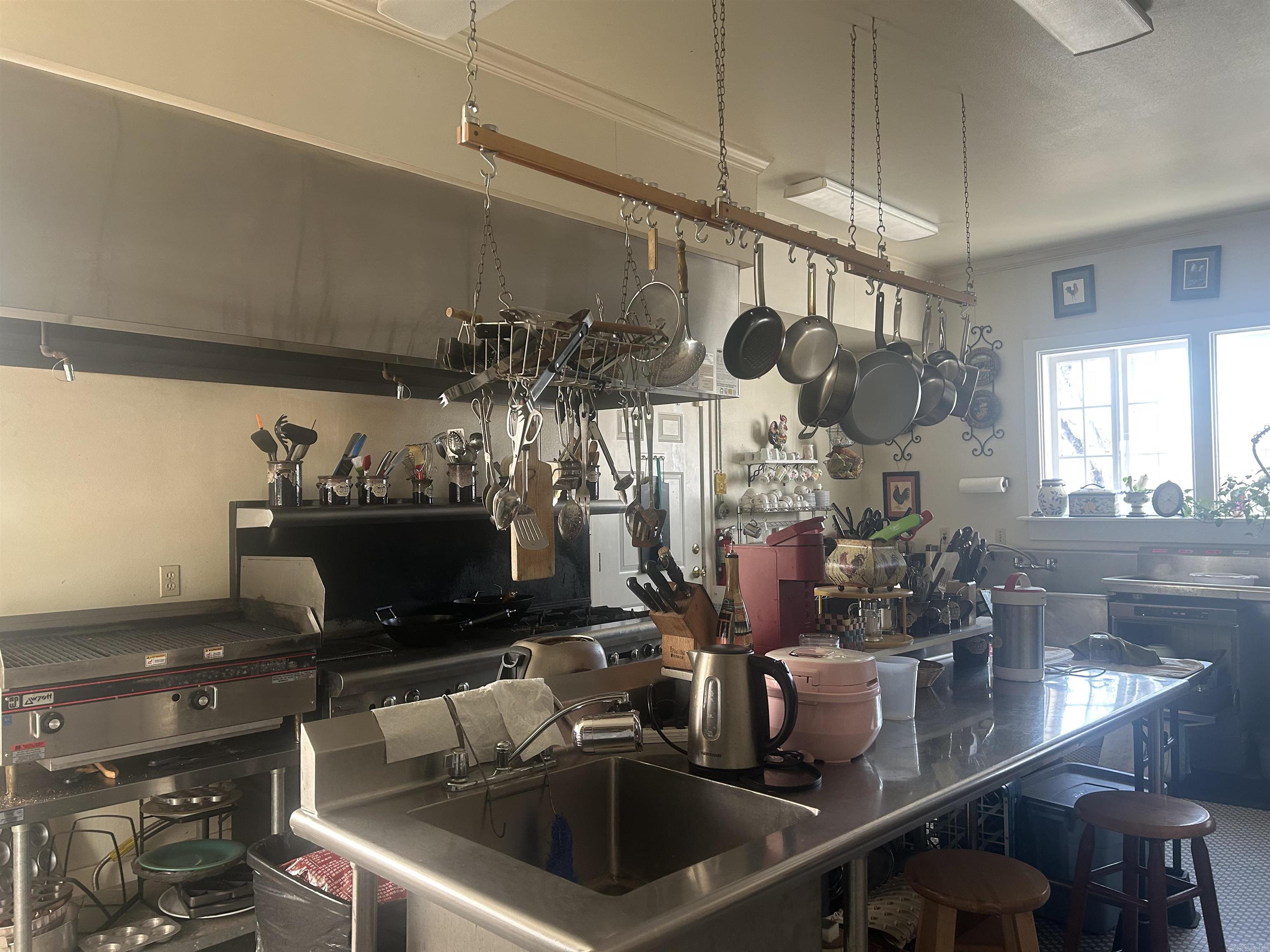 605 E Race  Searcy, AR