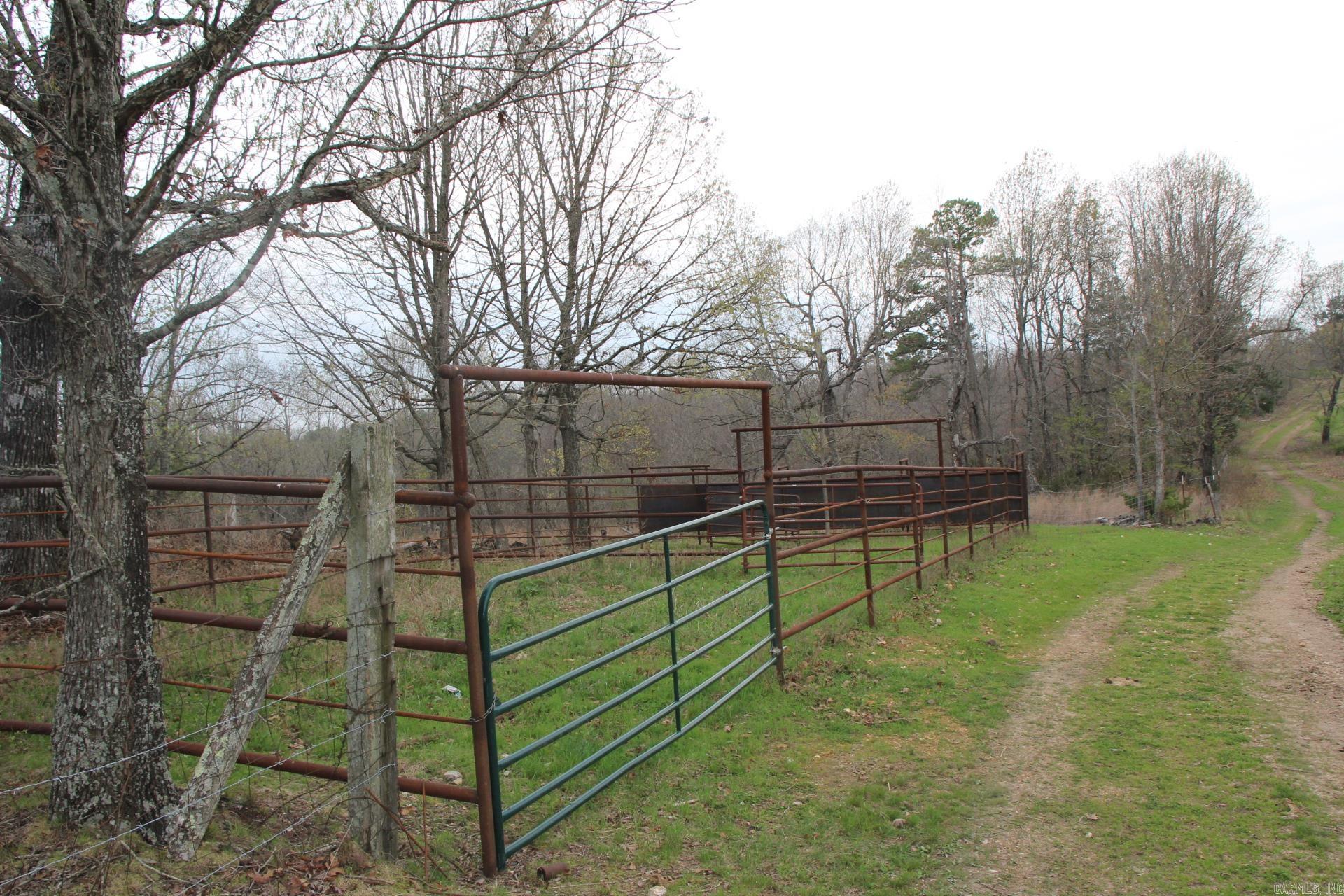 001-08184-000 N Hwy 125  Yellville, AR