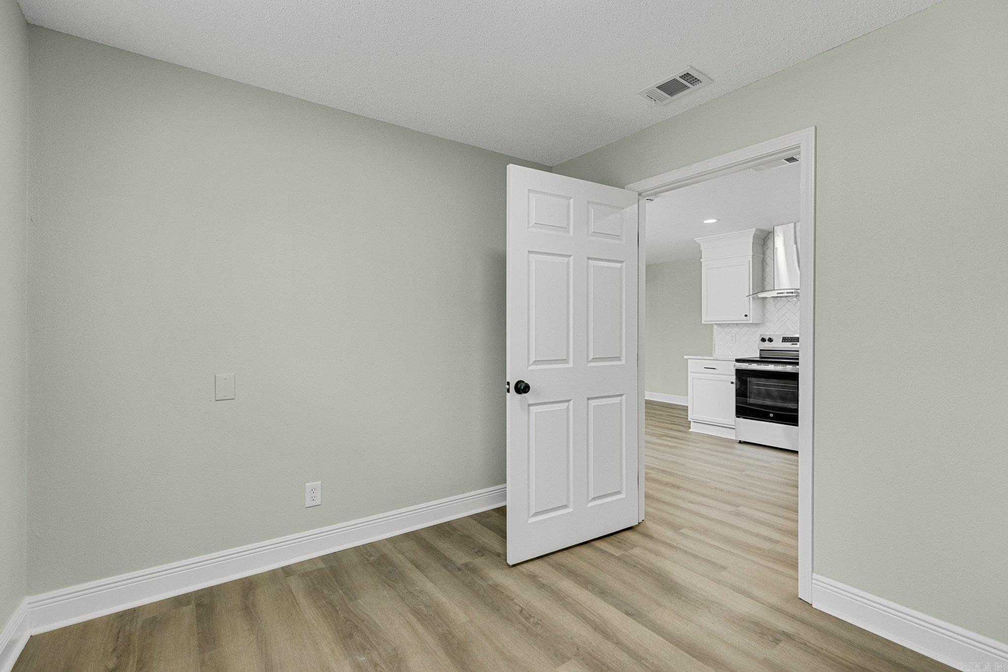 2369  Covington  Ward, AR