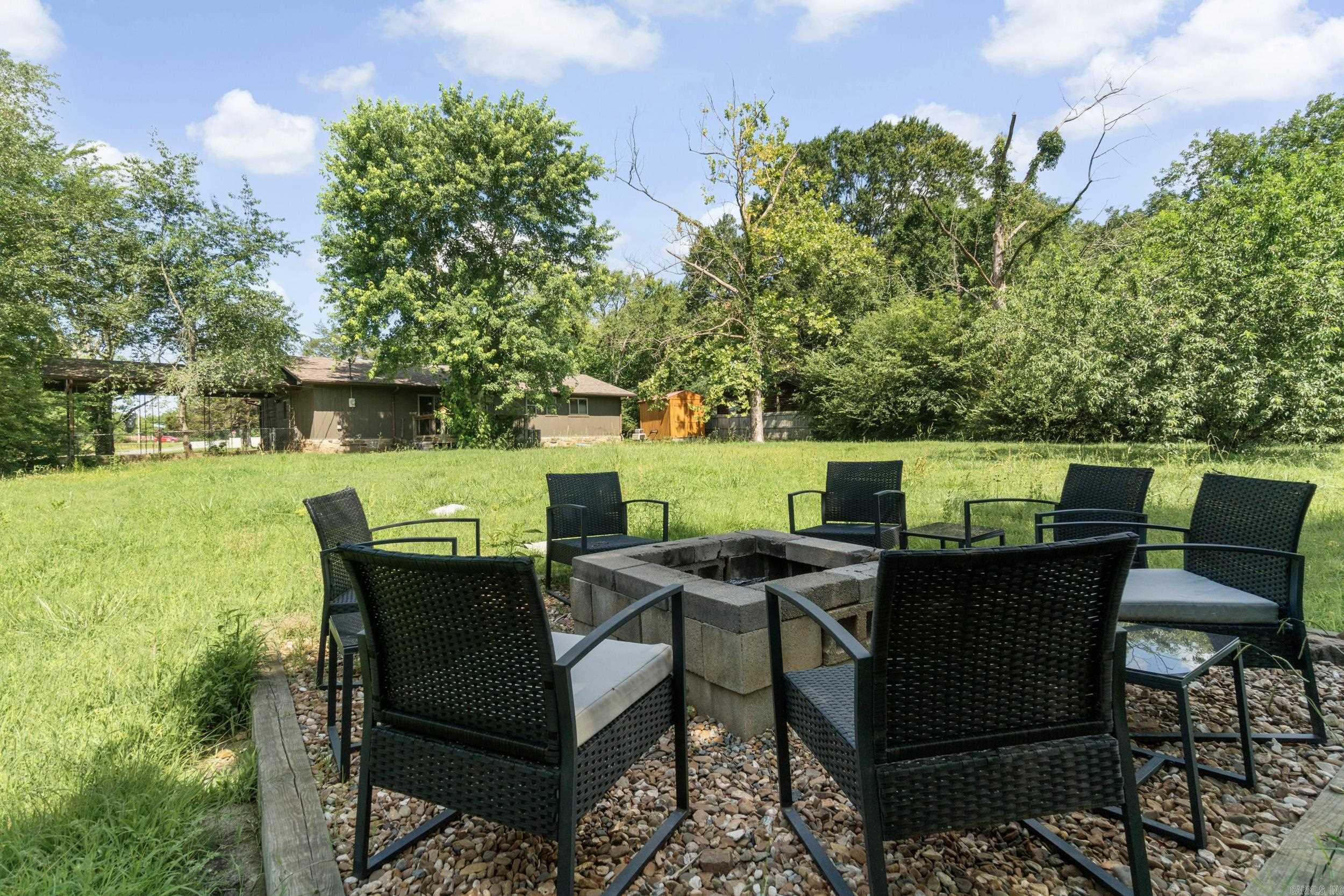 112 Cedar Crest  Clinton, AR