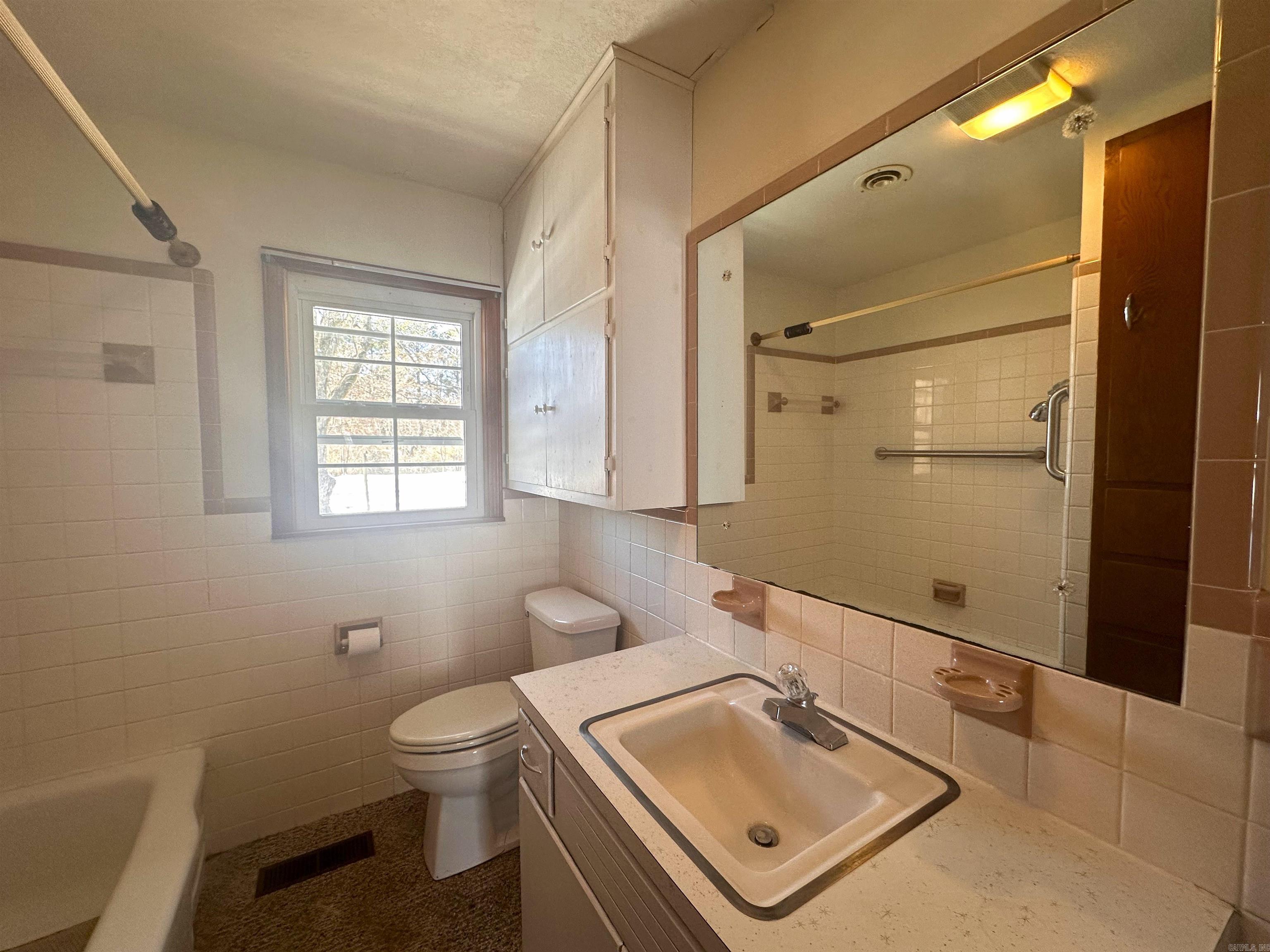 245 S 18  Piggott, AR