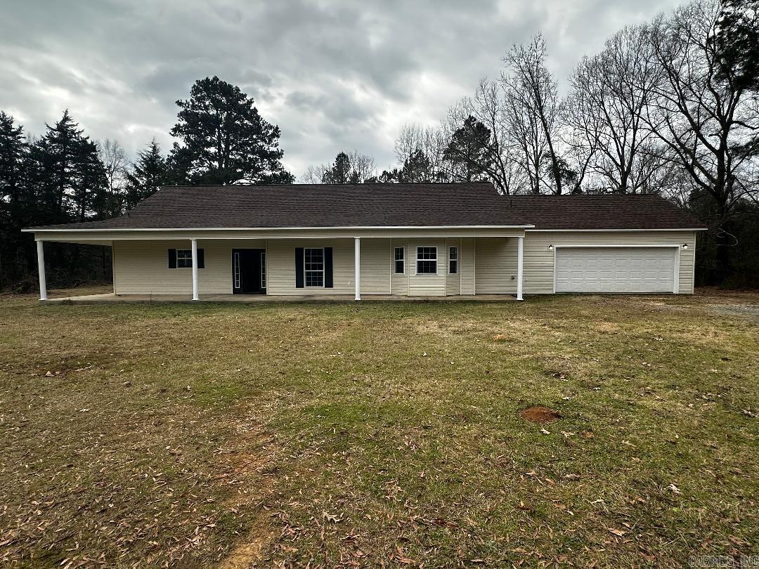 1482 N Hwy 8 Warren, AR 71671