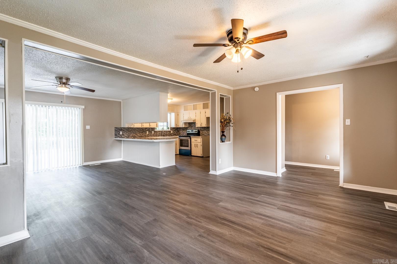 13721  Eagle Hawk  Little Rock, AR