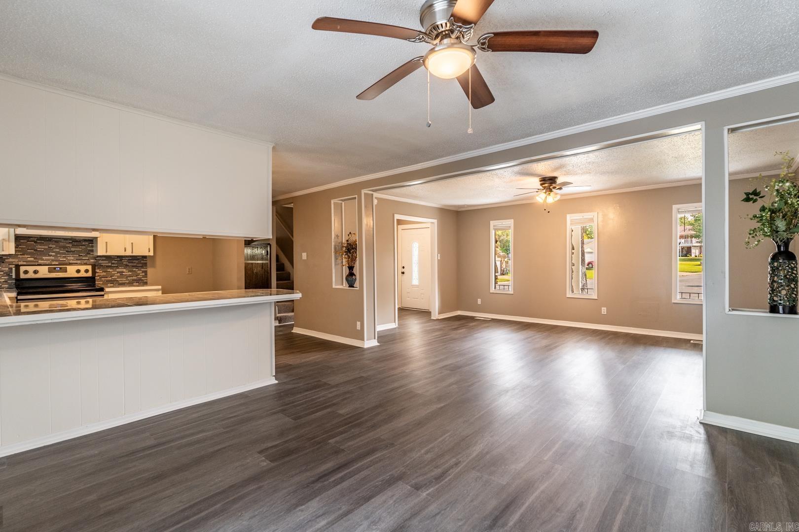 13721  Eagle Hawk  Little Rock, AR