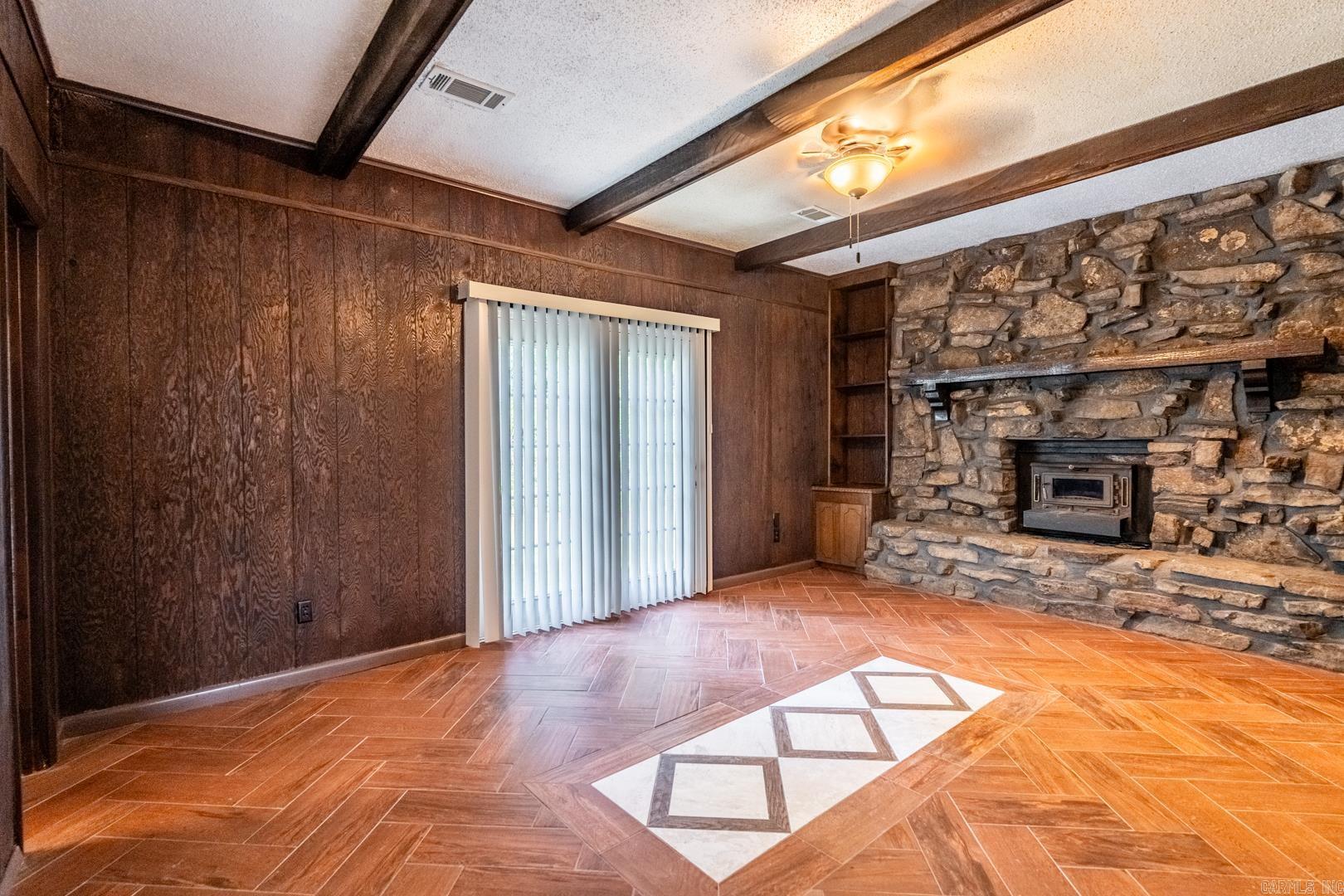 13721  Eagle Hawk  Little Rock, AR