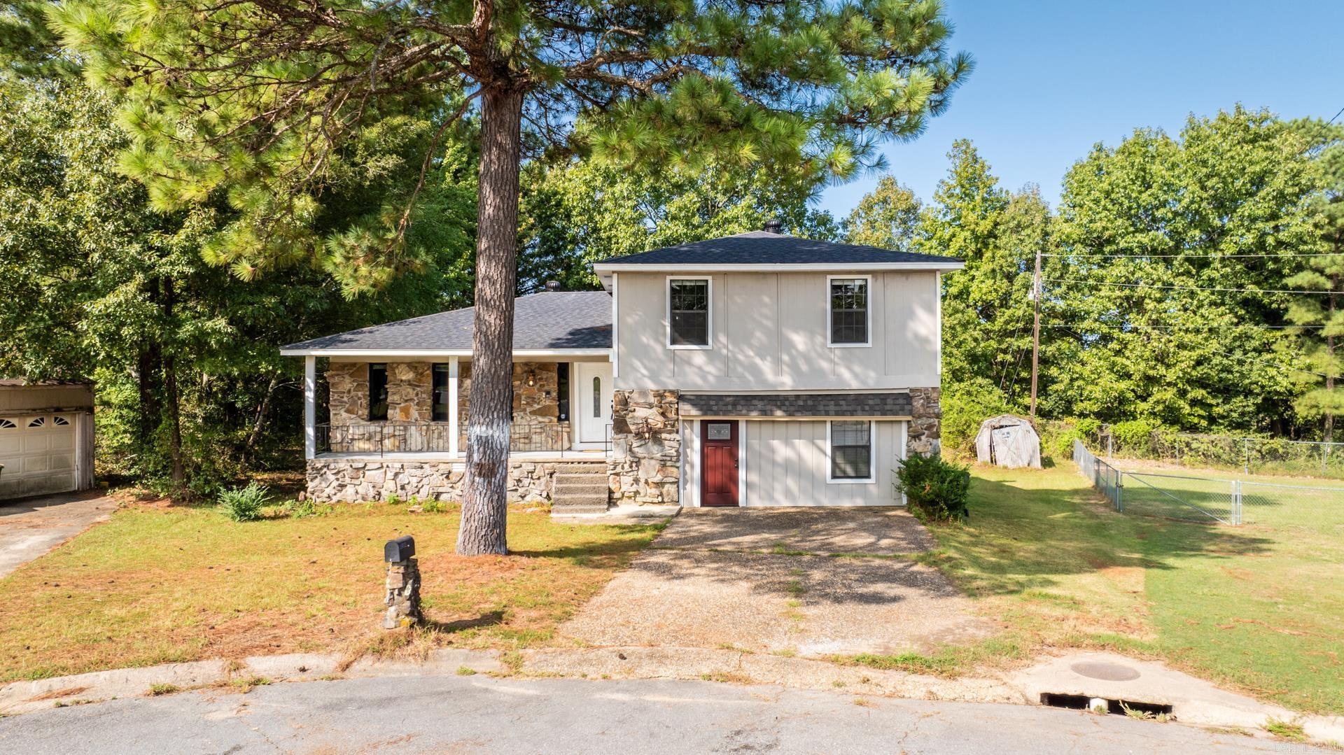13721  Eagle Hawk  Little Rock, AR
