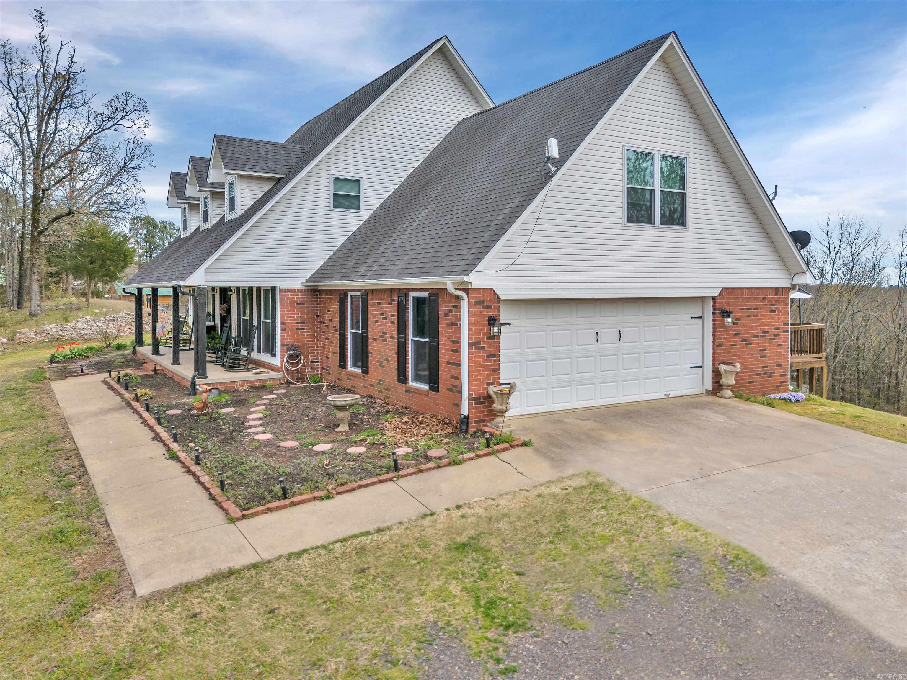 16  Himes  Plumerville, AR
