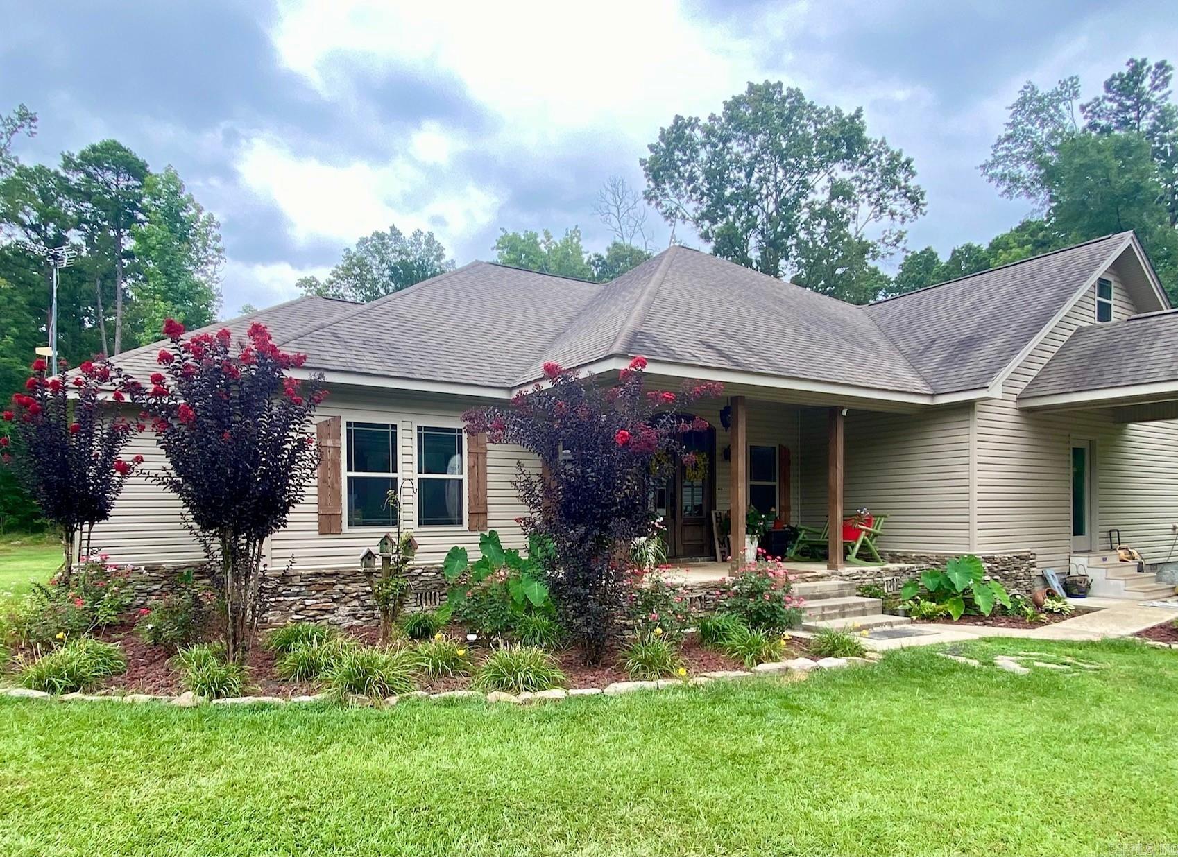 1717  Bradley 25 N  Warren, AR