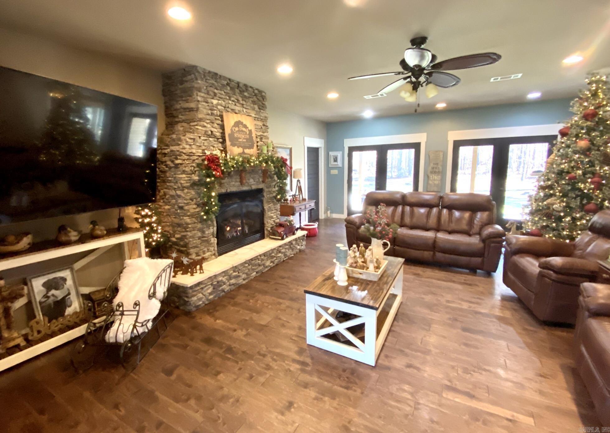 1717  Bradley 25 N  Warren, AR