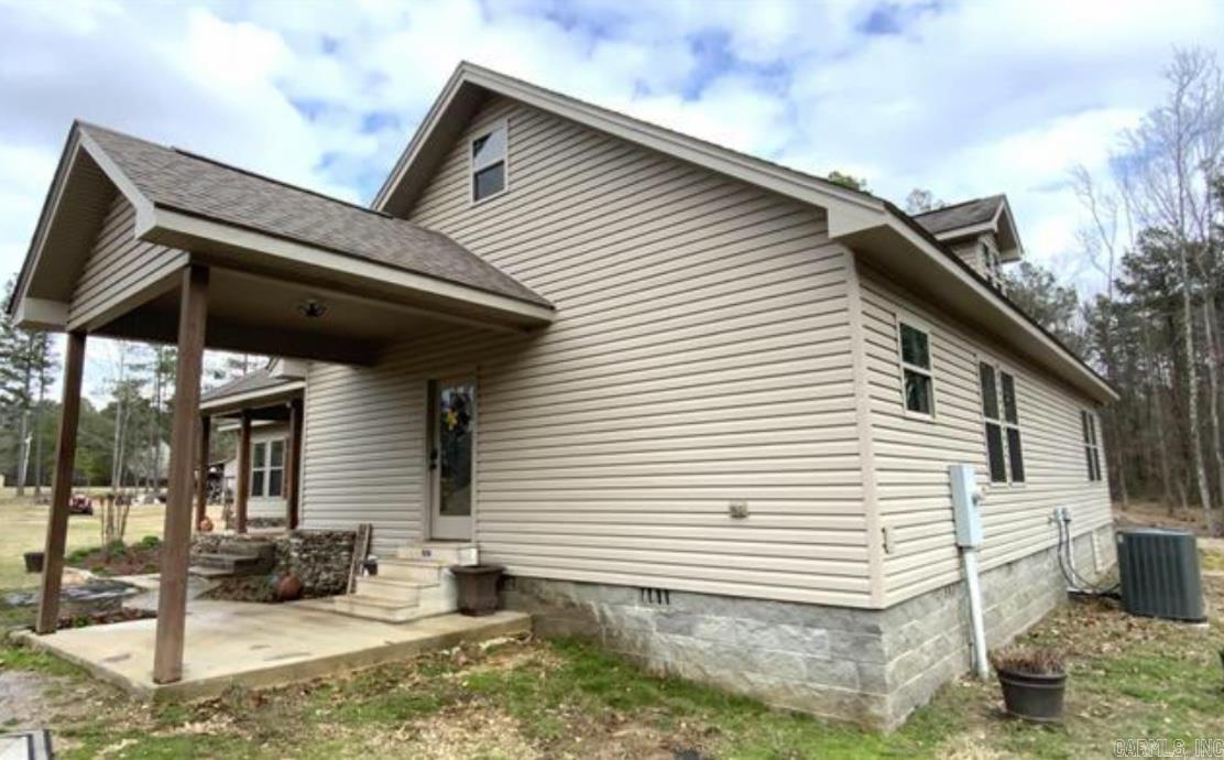 1717  Bradley 25 N  Warren, AR